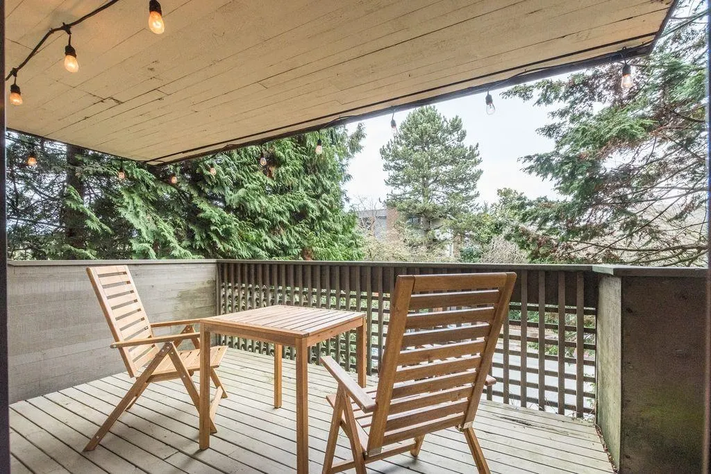 2458 York Avenue #102