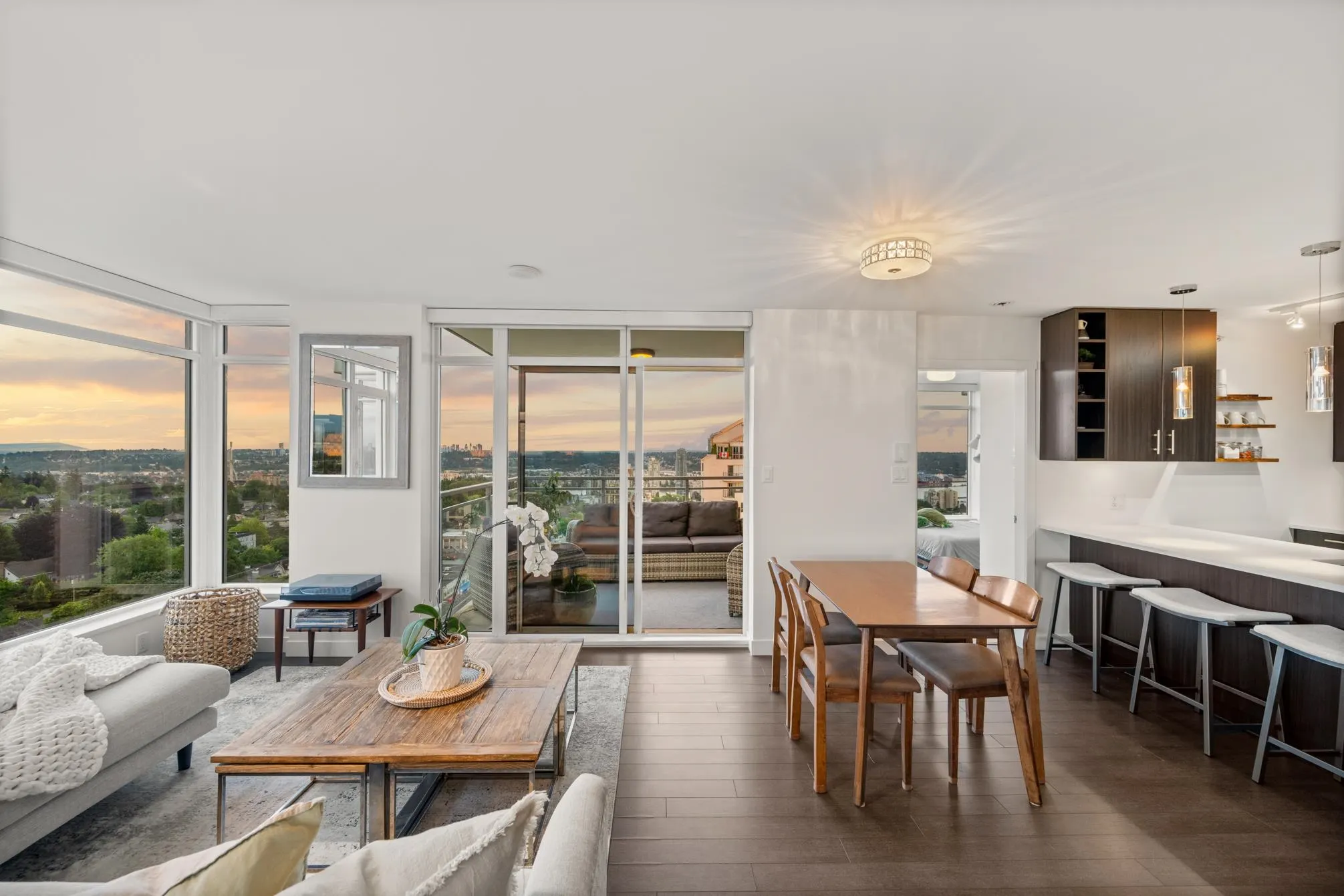 608 Belmont Street #2101