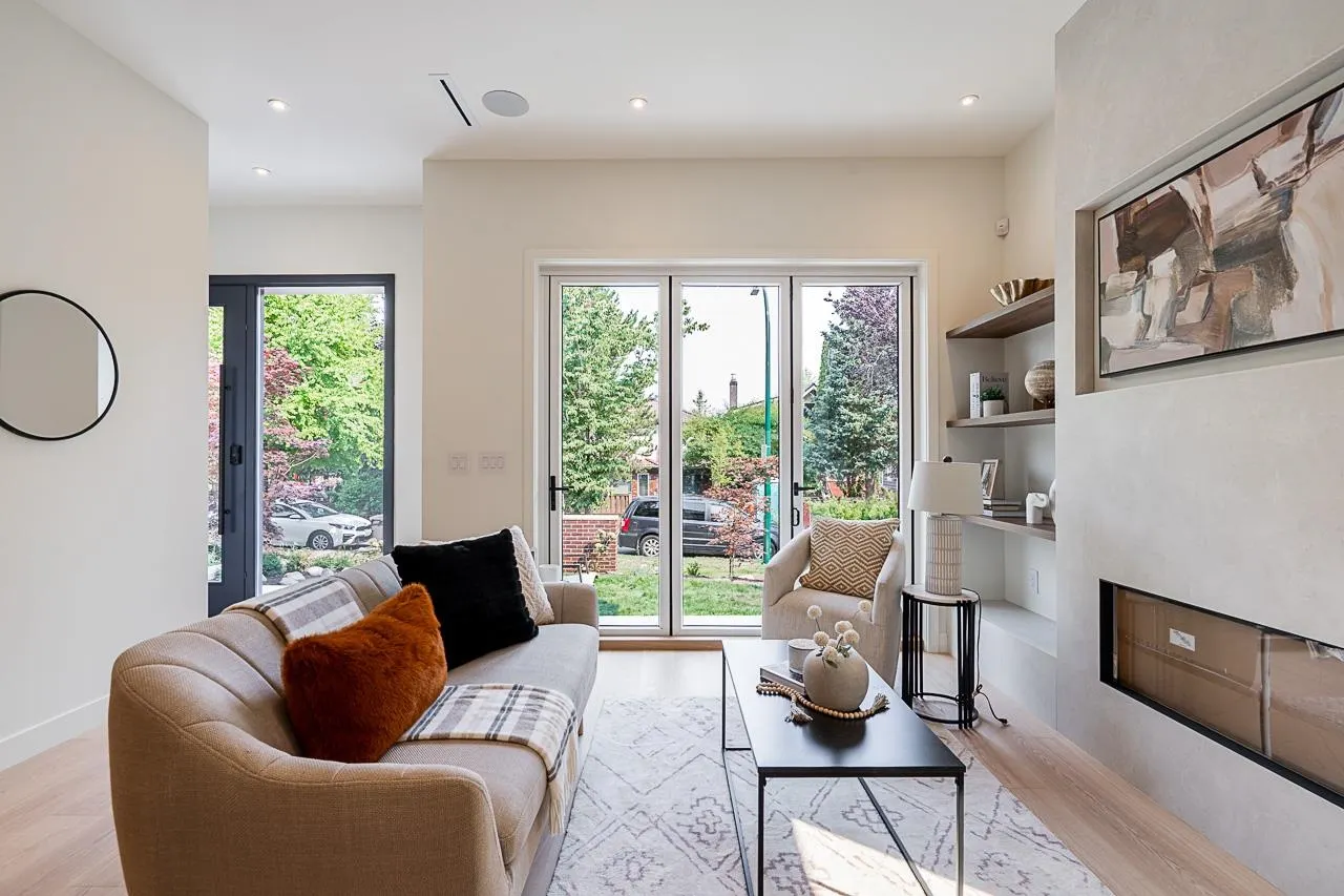 456 E 38th Avenue #1