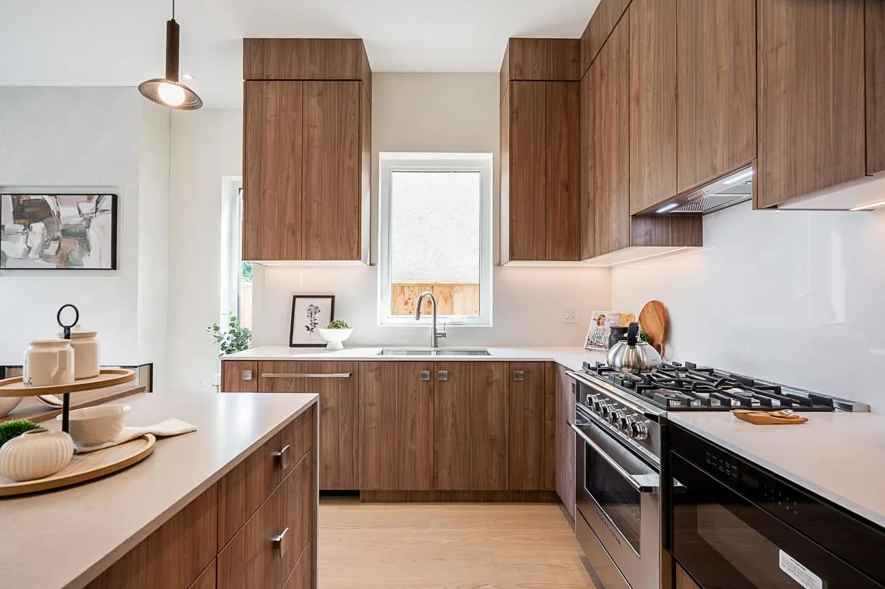 456 E 38th Avenue #1