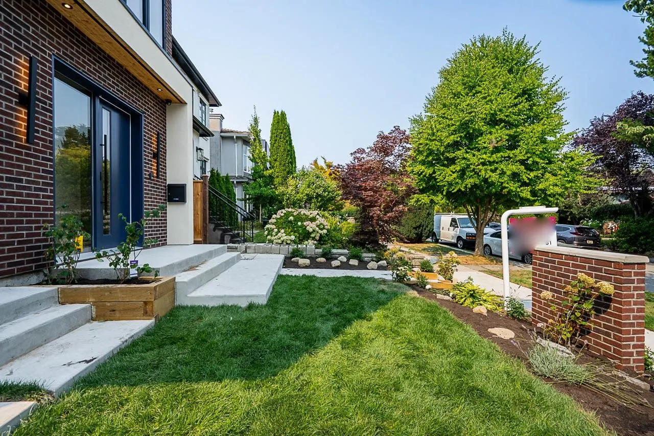 456 E 38th Avenue #1