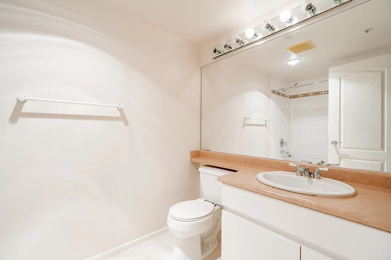 6622 Southoaks Crescent #203