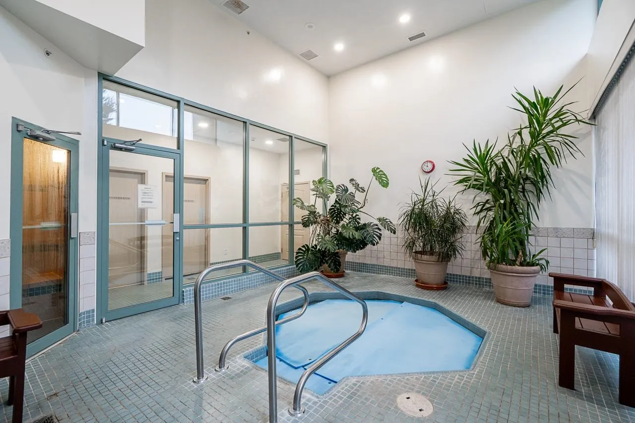 6622 Southoaks Crescent #203
