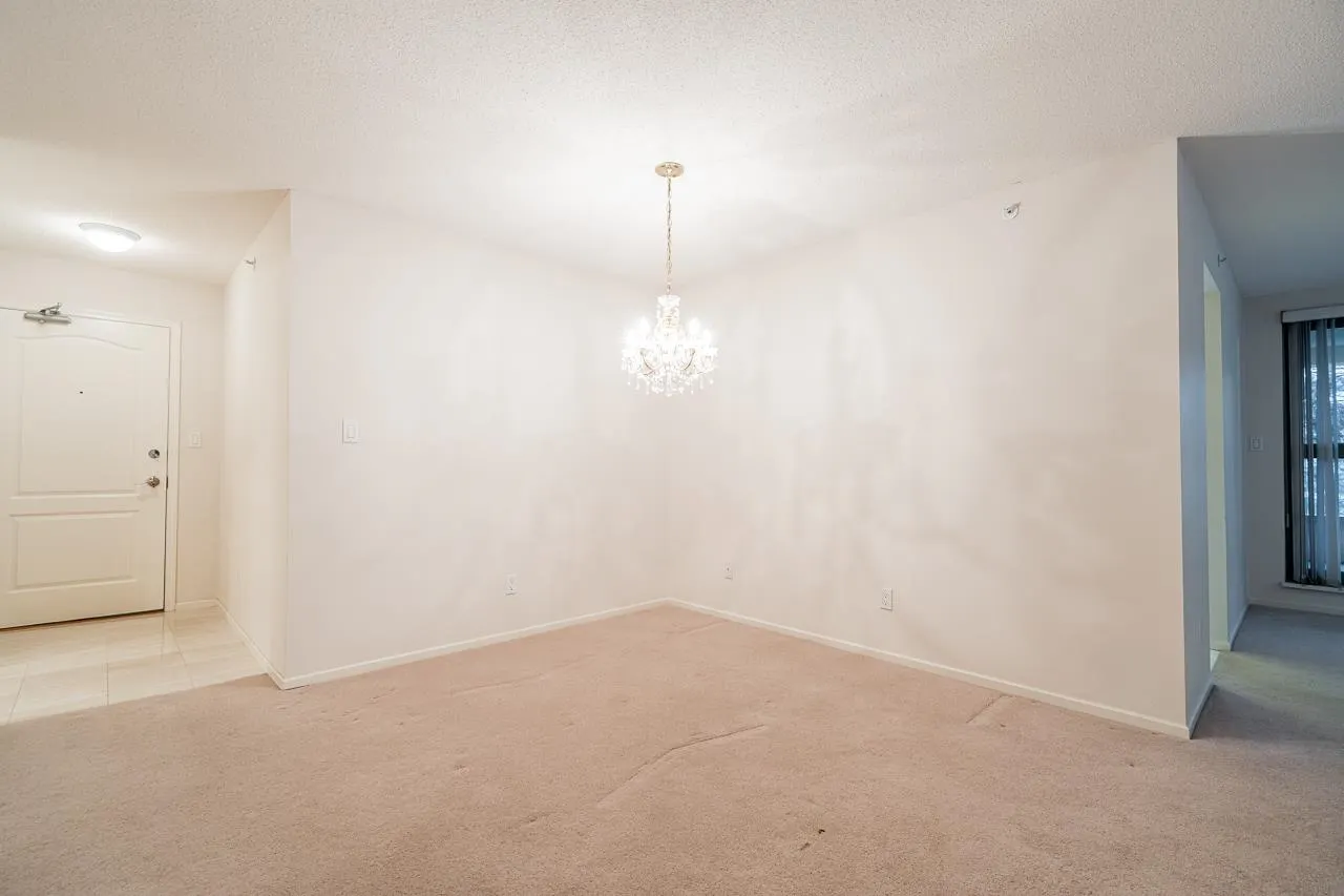 6622 Southoaks Crescent #203