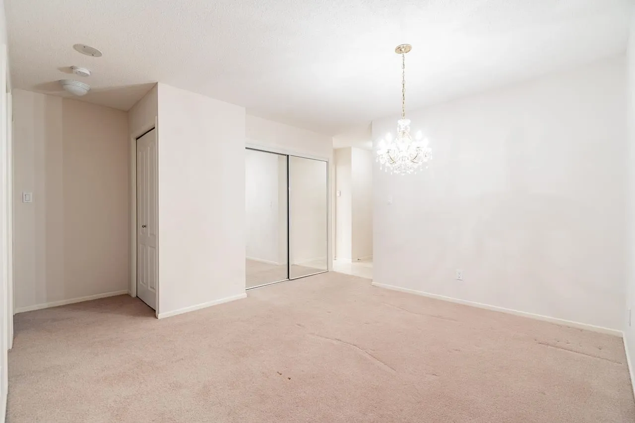 6622 Southoaks Crescent #203