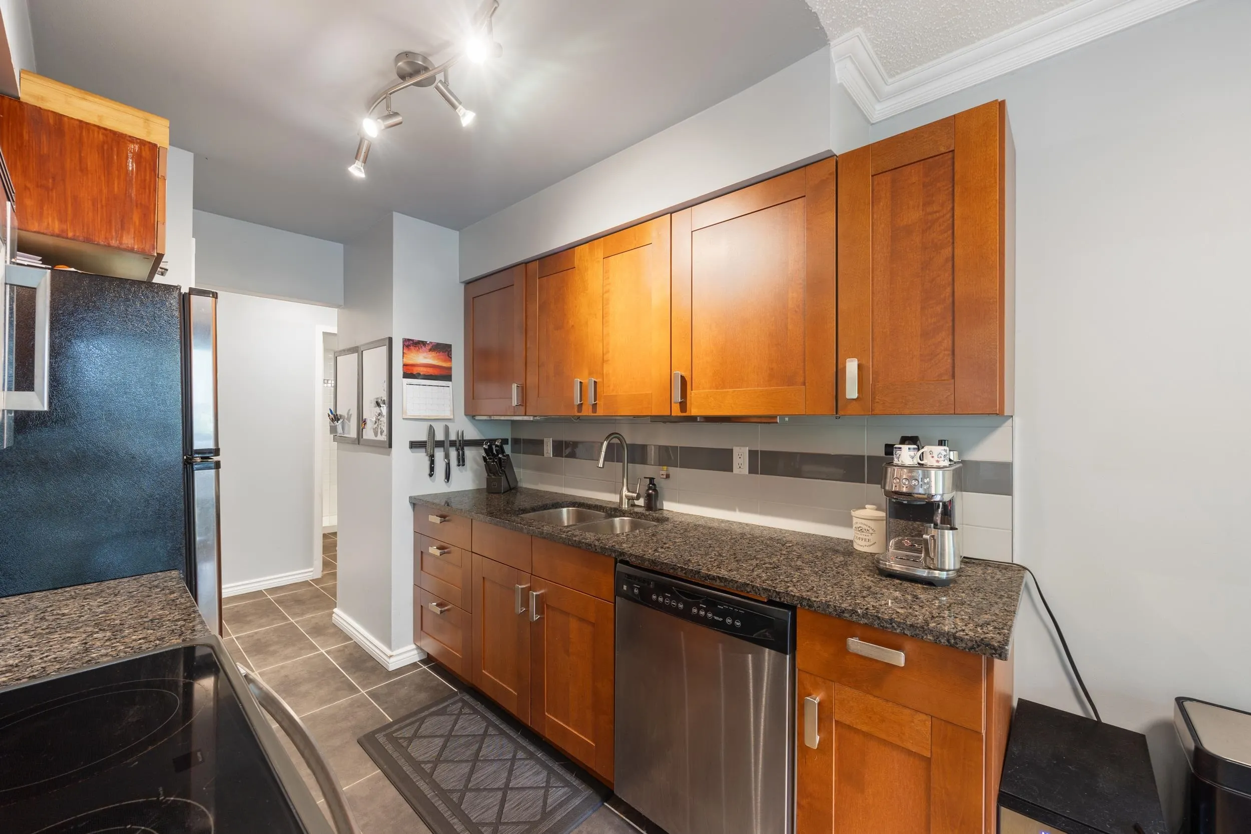 110 Seventh Street #306