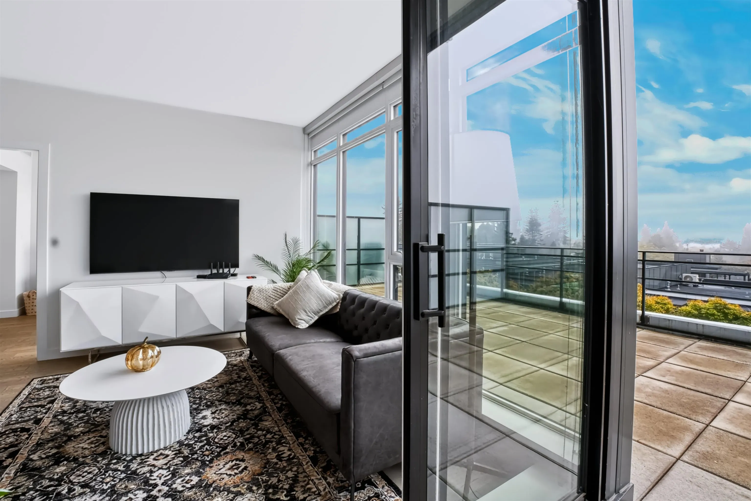 1526 Finlay Street #303
