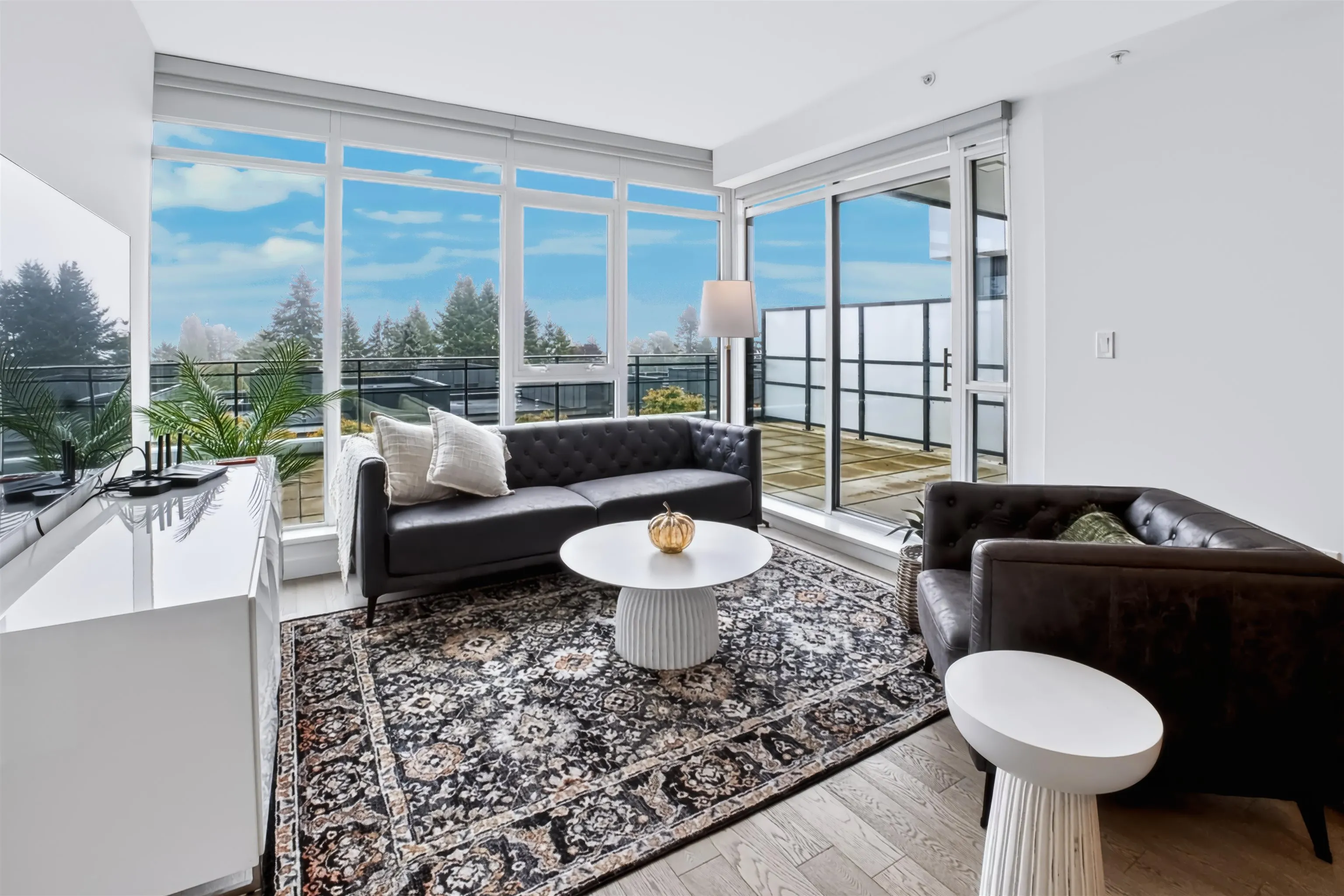 1526 Finlay Street #303