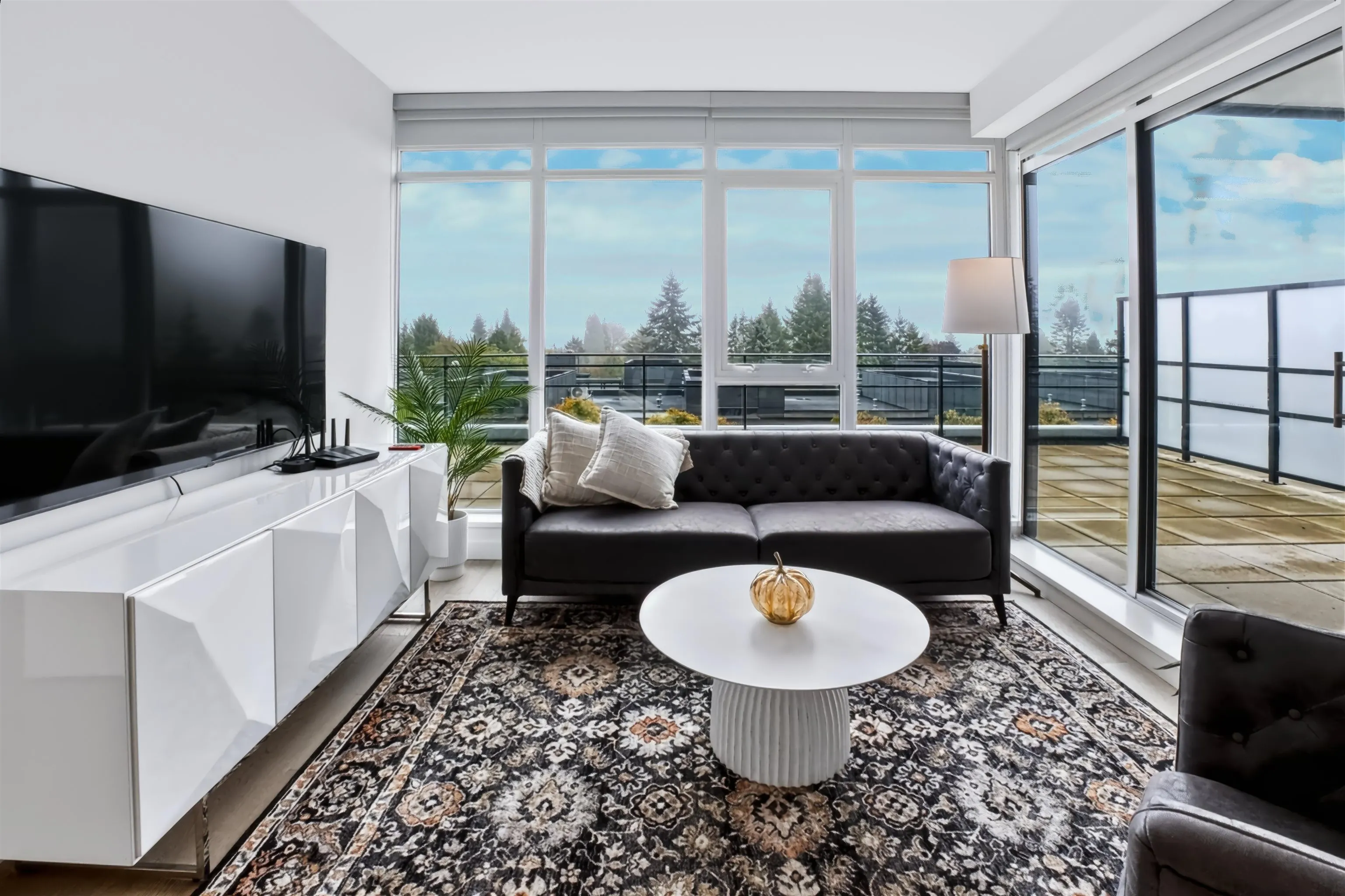 1526 Finlay Street #303