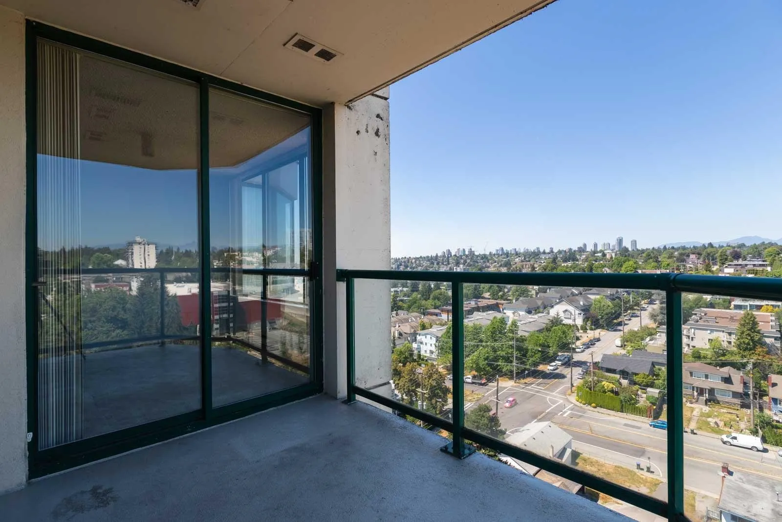 121 Tenth Street #1806