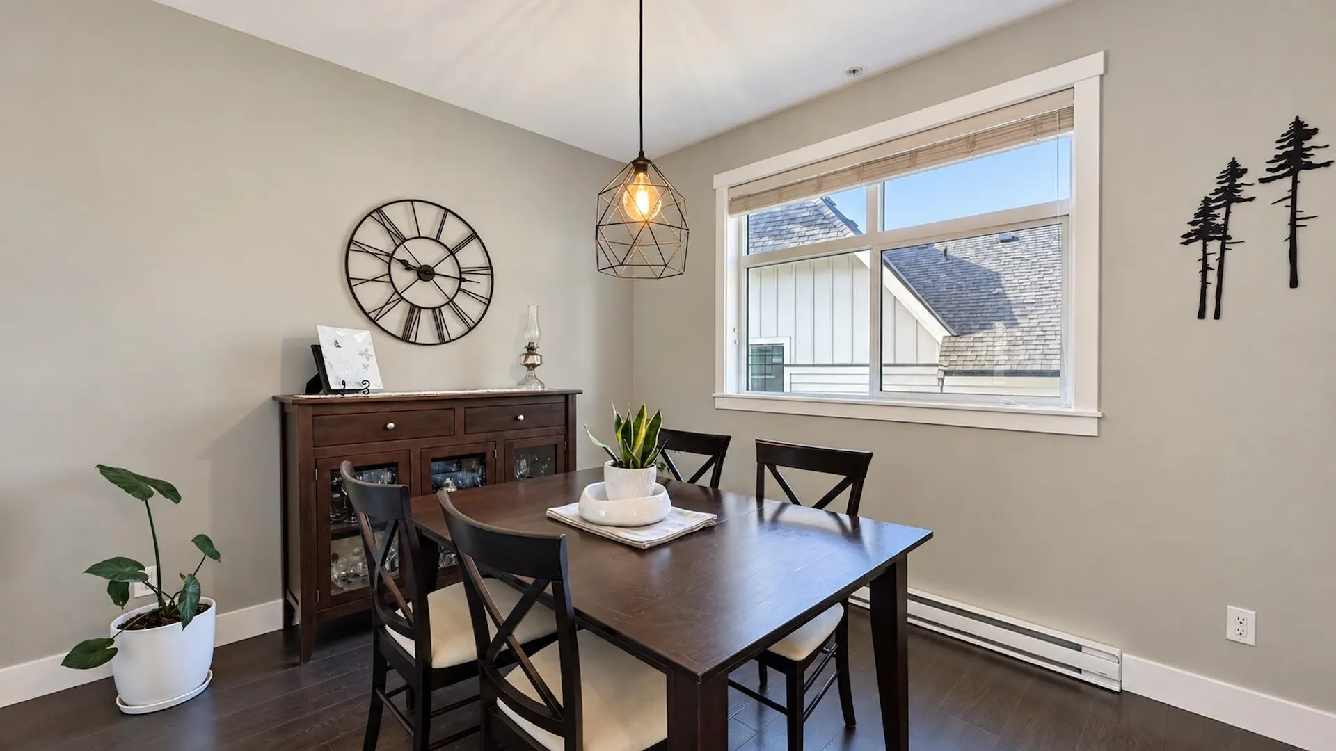 16528 24a Avenue #203
