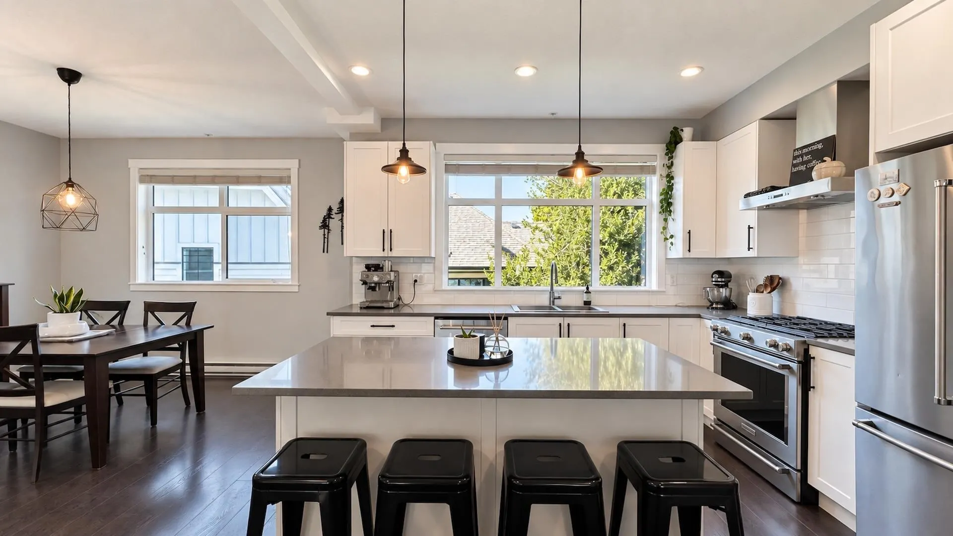 16528 24a Avenue #203