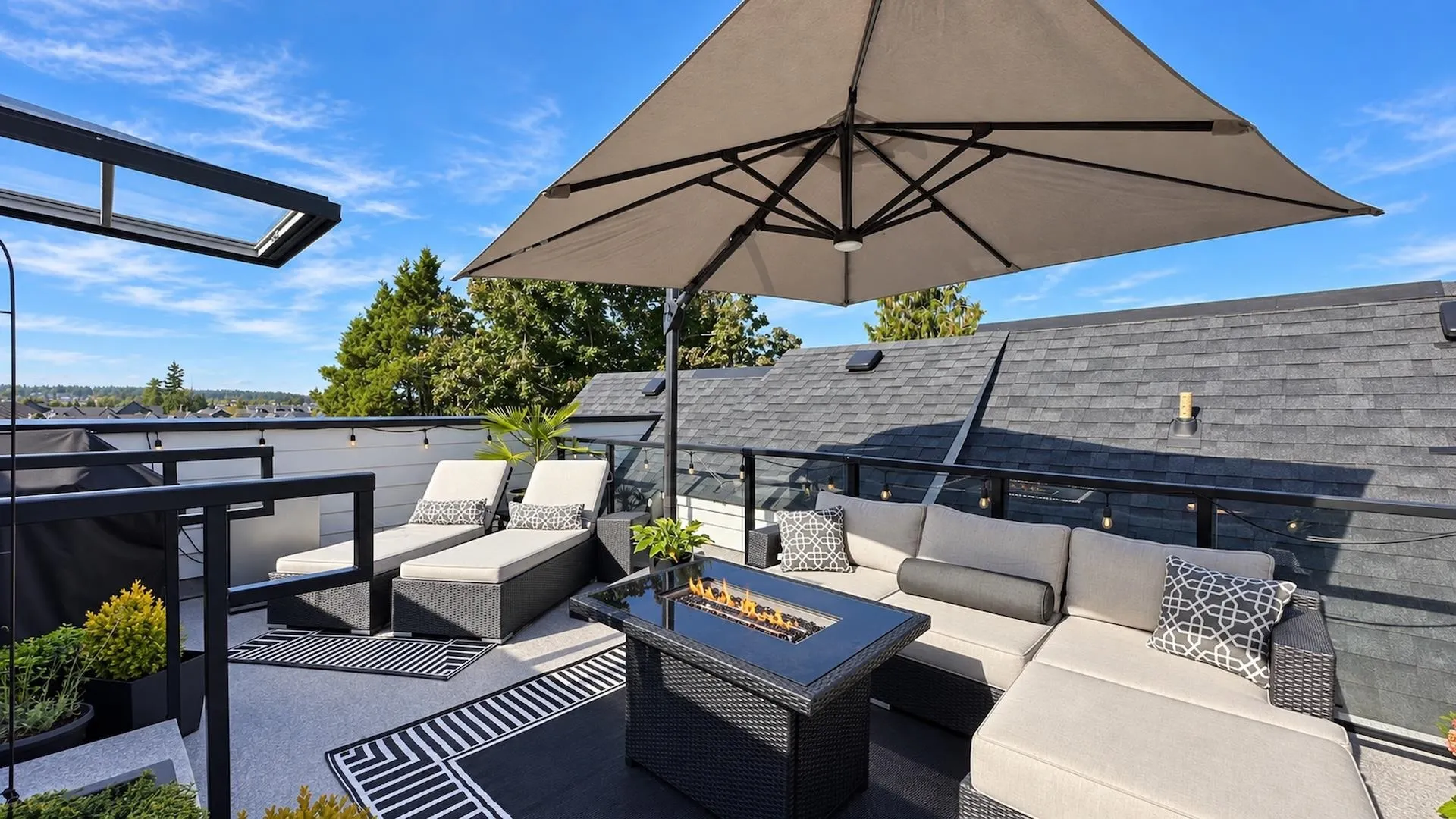 16528 24a Avenue #203