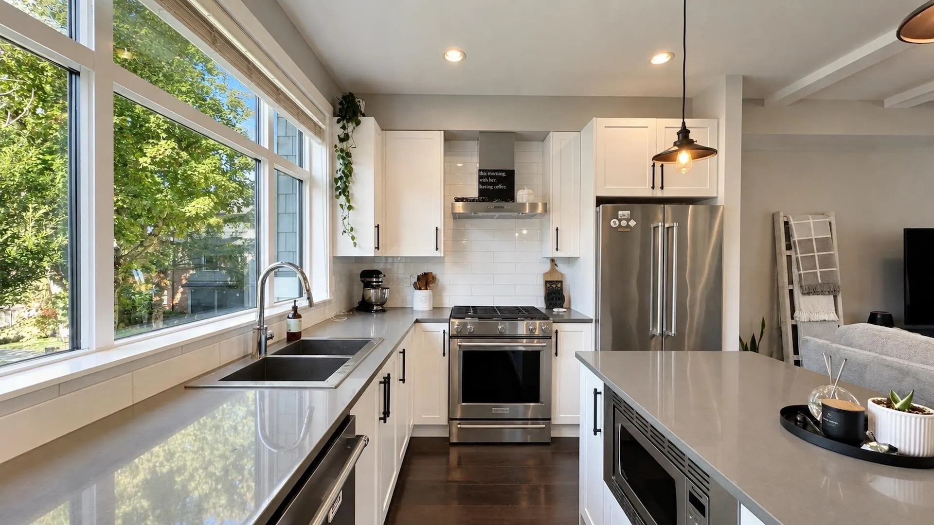 16528 24a Avenue #203