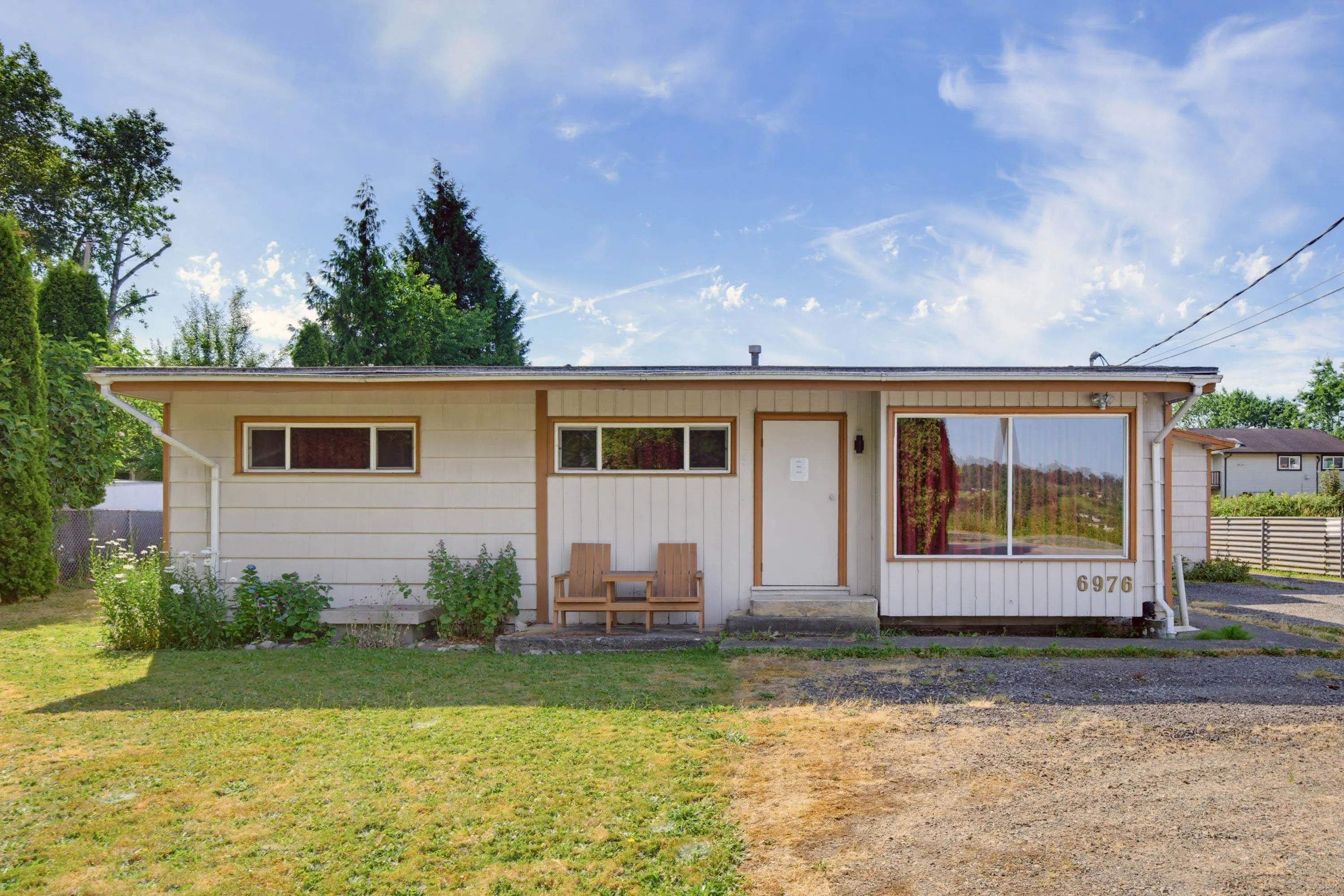 6976 Glover Road