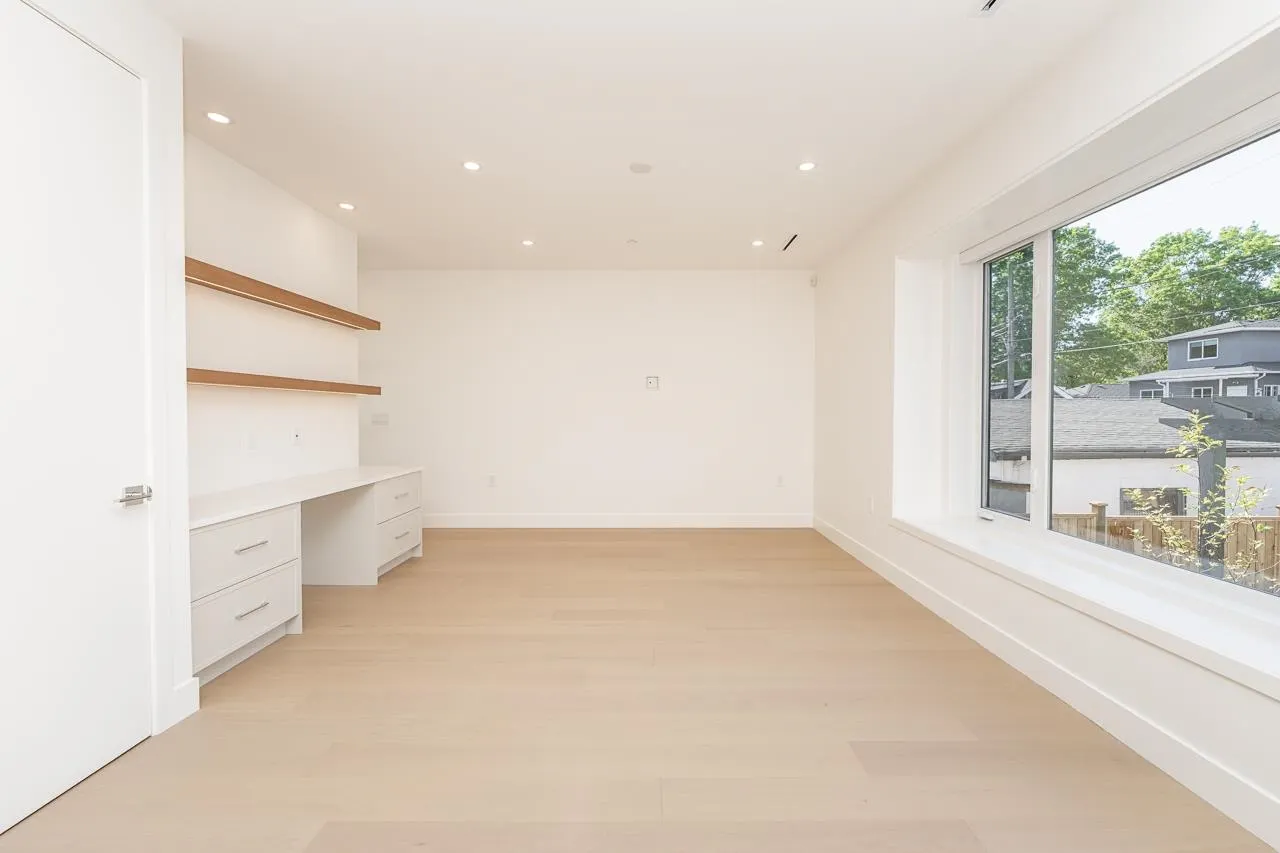 1845 E 51st Avenue #3