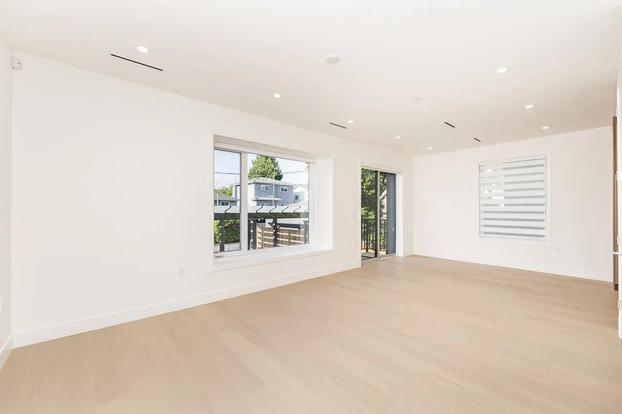1845 E 51st Avenue #3