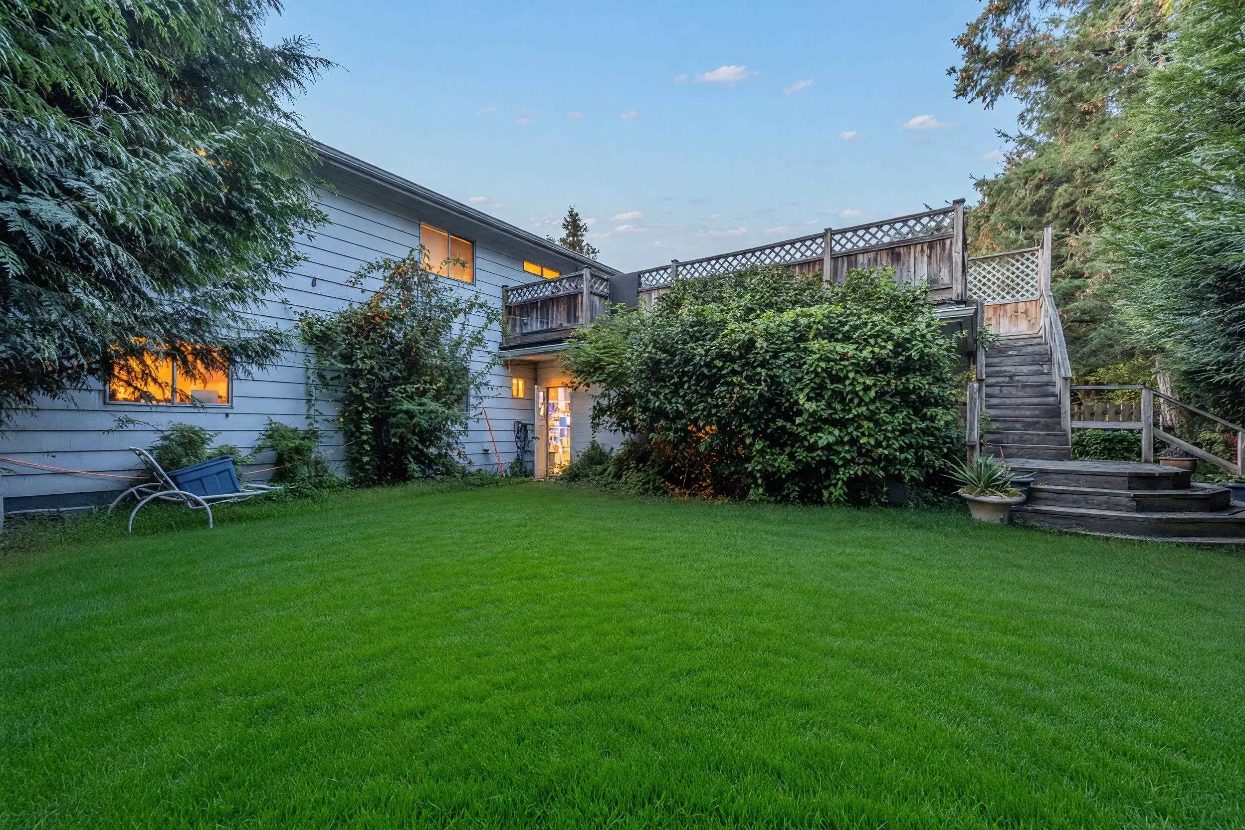 6220 Mara Crescent