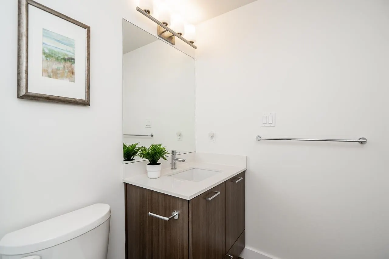301 Capilano Road #601