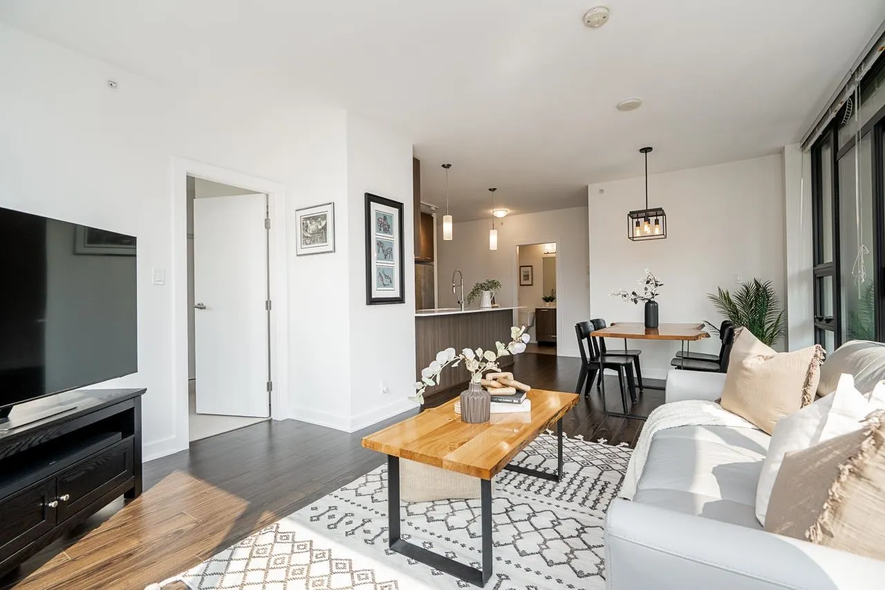 301 Capilano Road #601