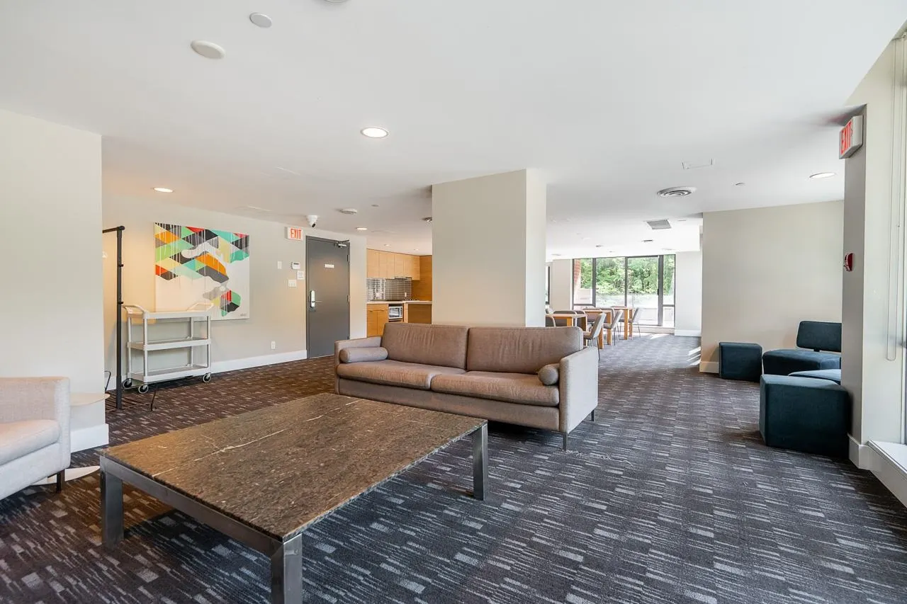 301 Capilano Road #601