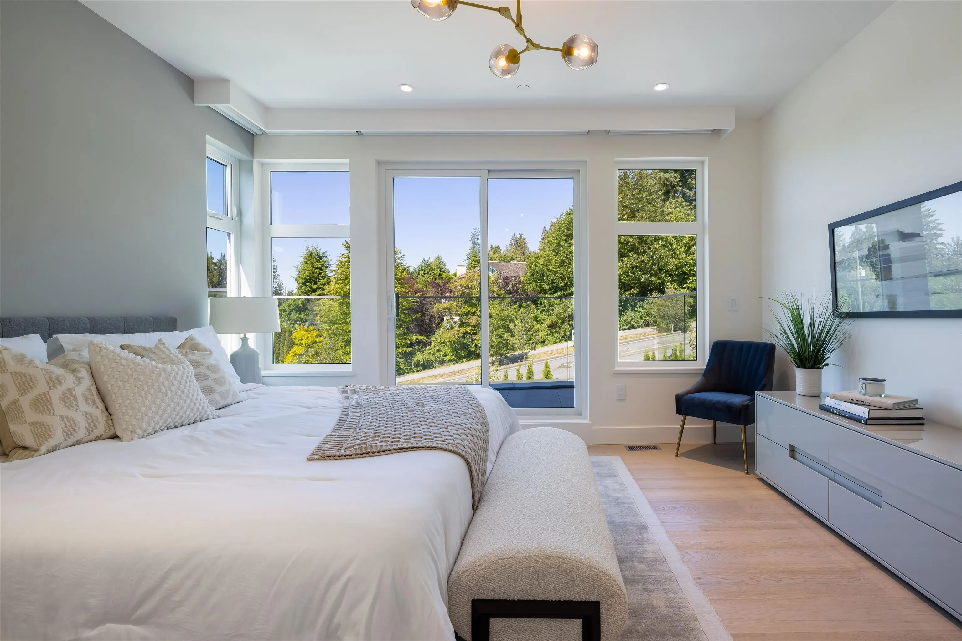 598 Arthur Erickson Place