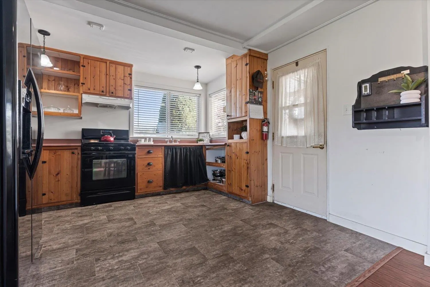 44165 South Sumas Road