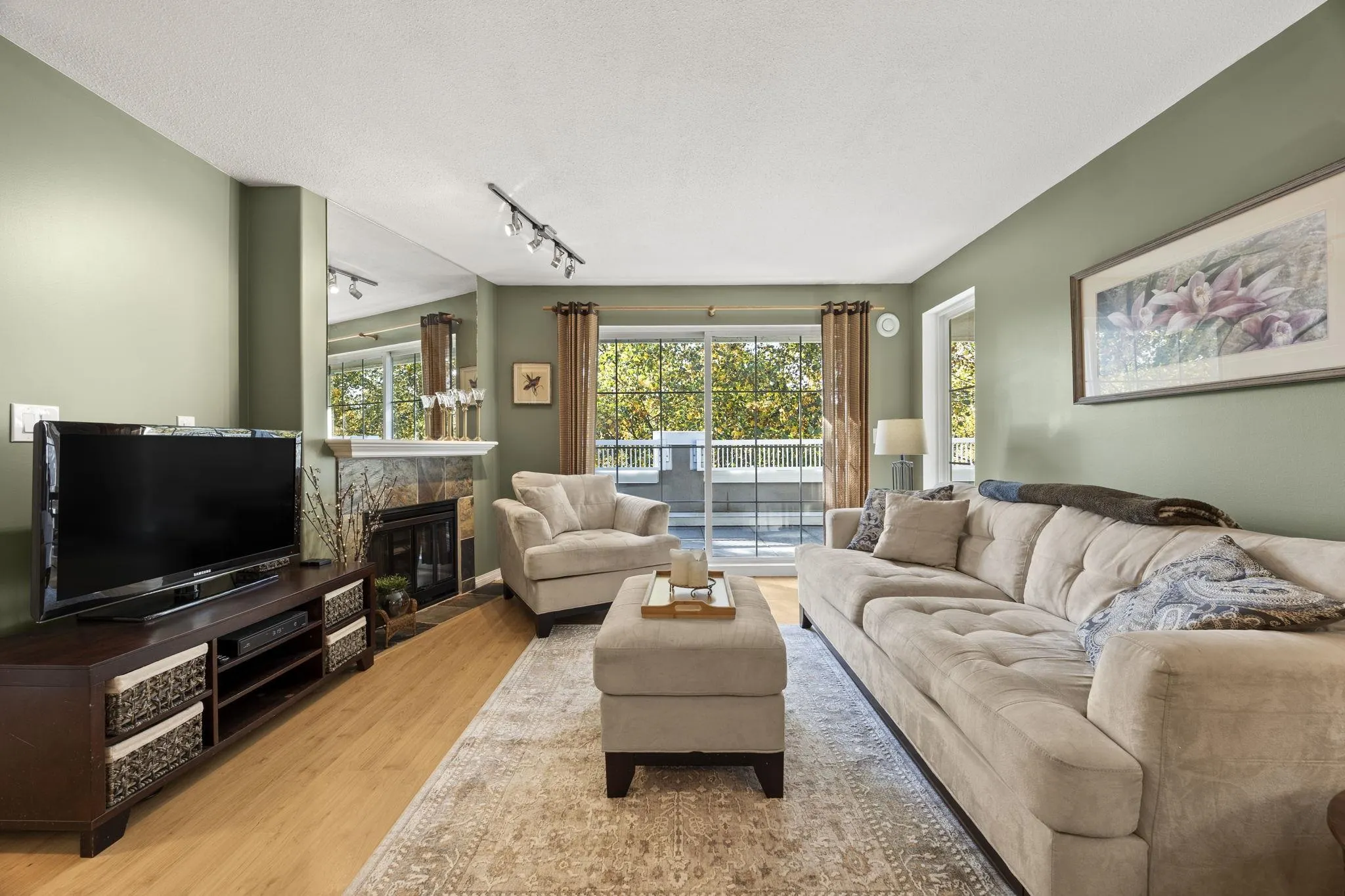 2388 Welcher Avenue #404