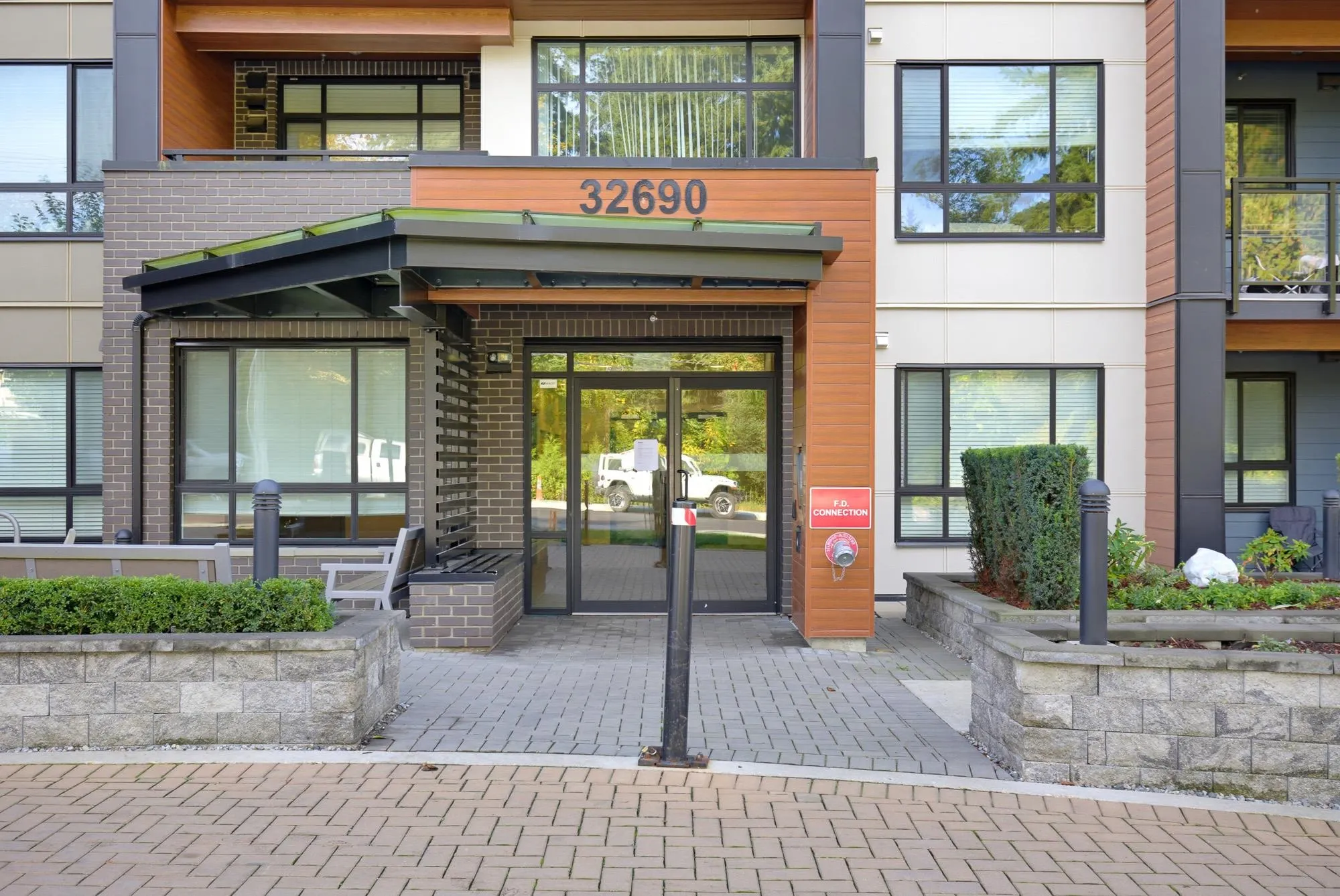 32690 14th Avenue #106