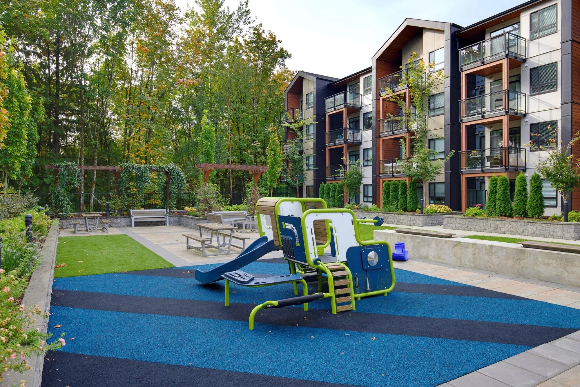 32690 14th Avenue #106