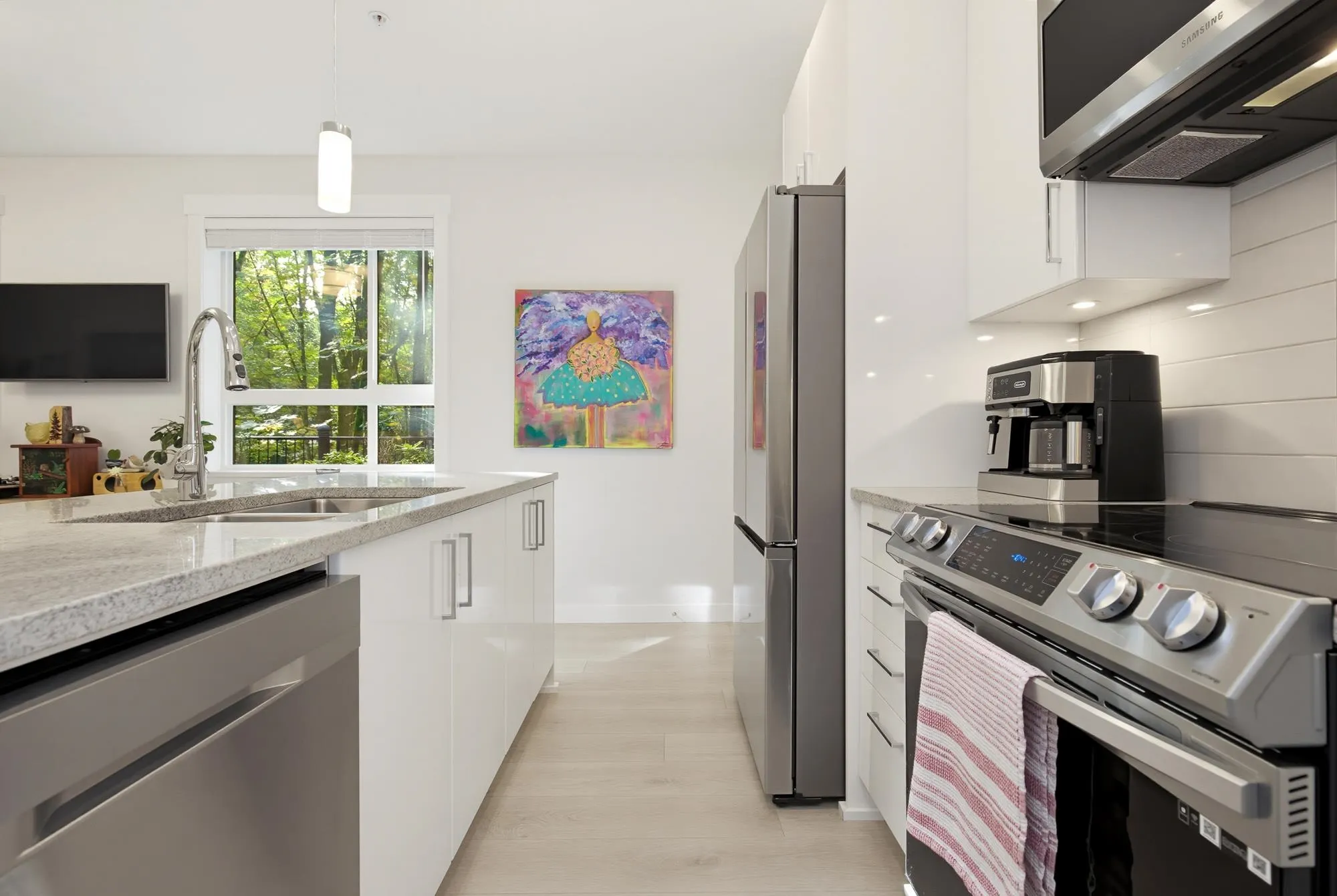 32690 14th Avenue #106