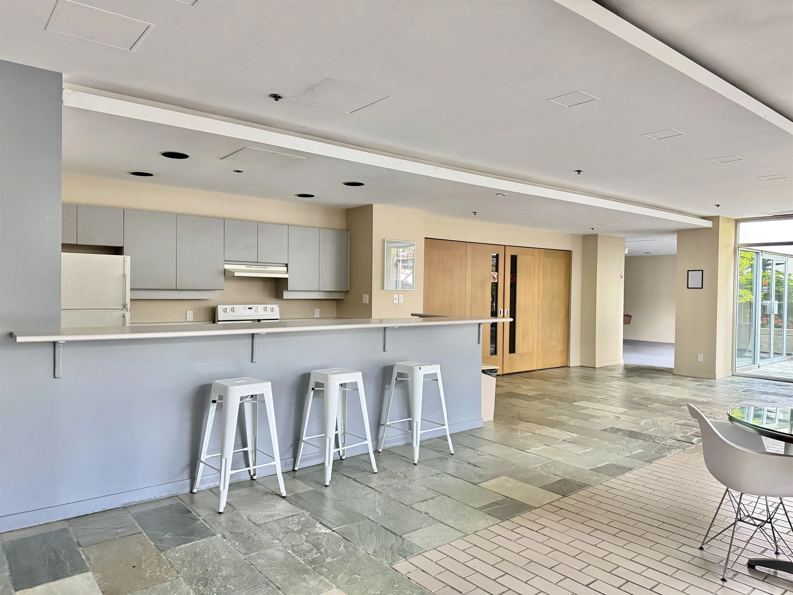 989 Nelson Street #501