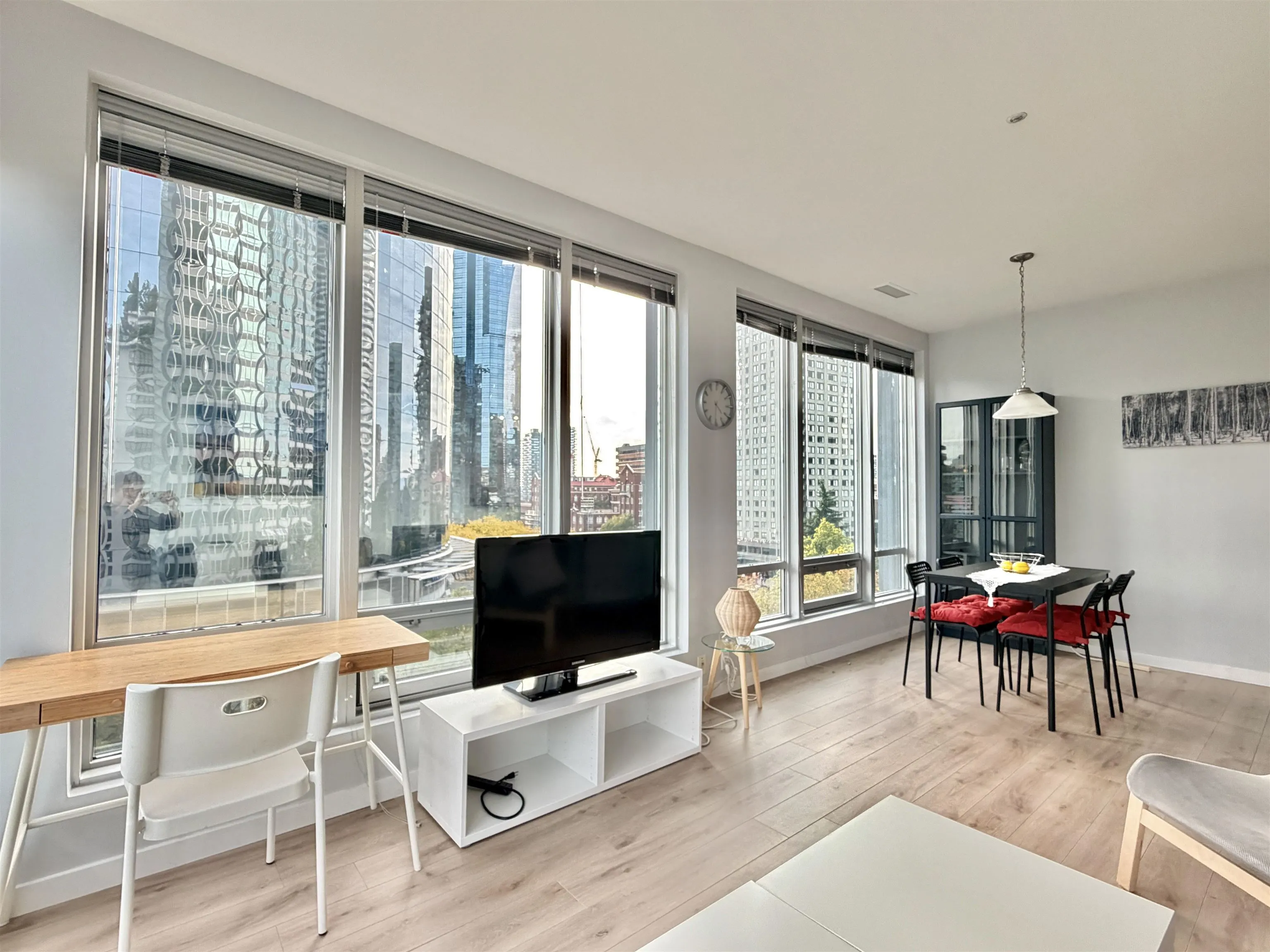 989 Nelson Street #501