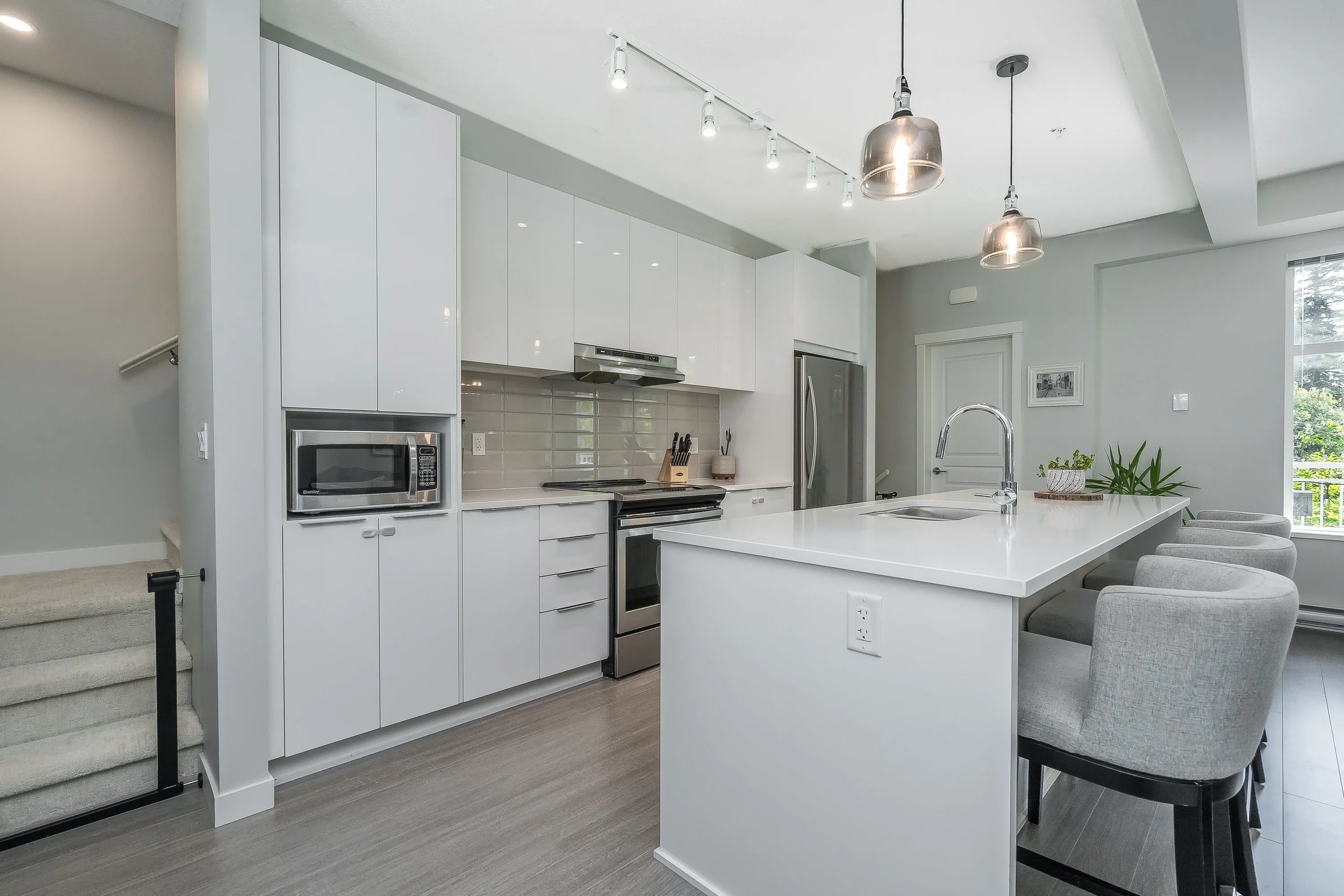 11295 Pazarena Place #602