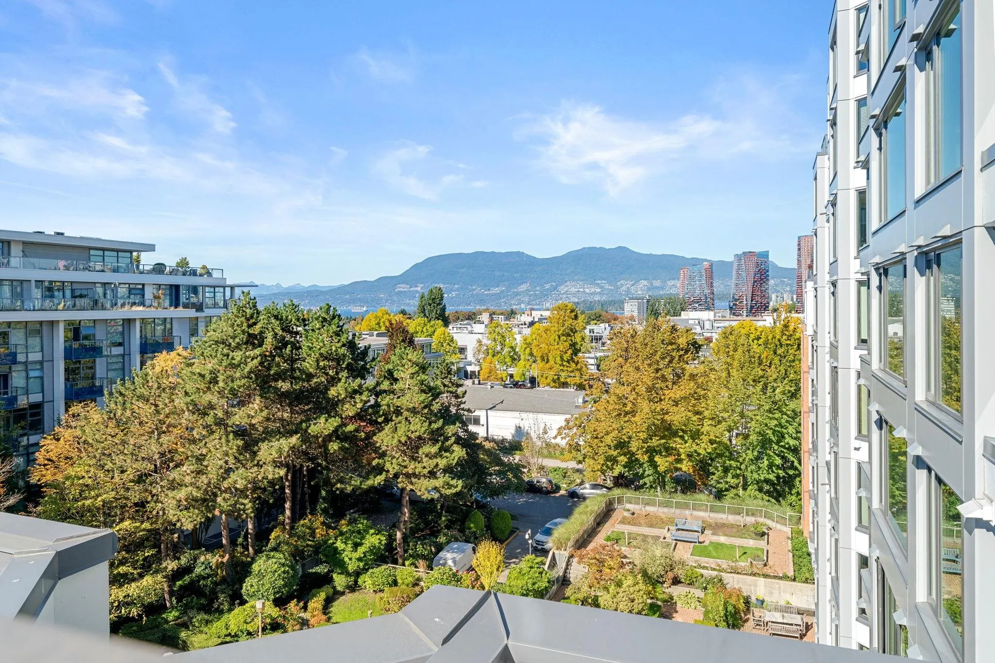 2201 Pine Street #703