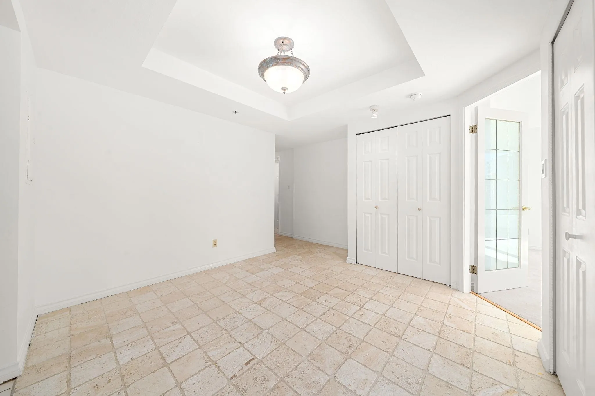 2201 Pine Street #703