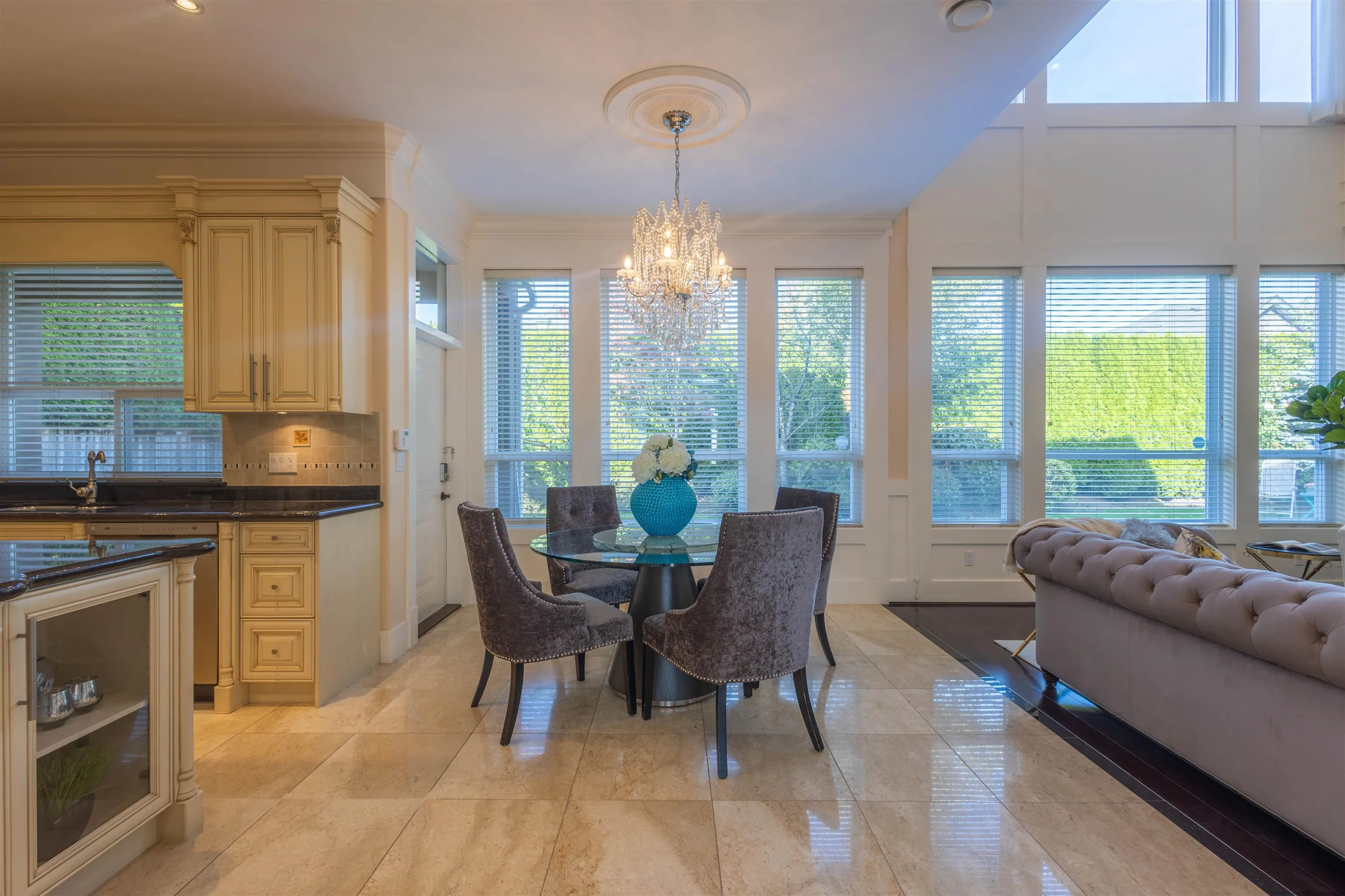 7791 Sunnymede Crescent