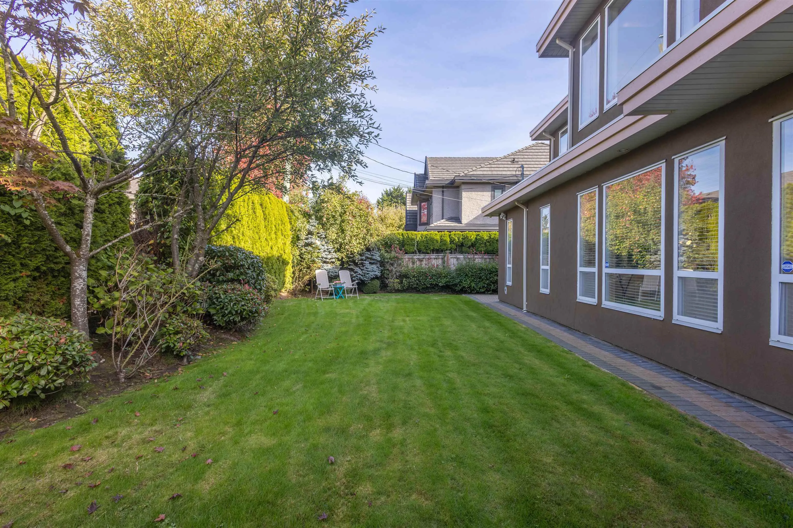 7791 Sunnymede Crescent