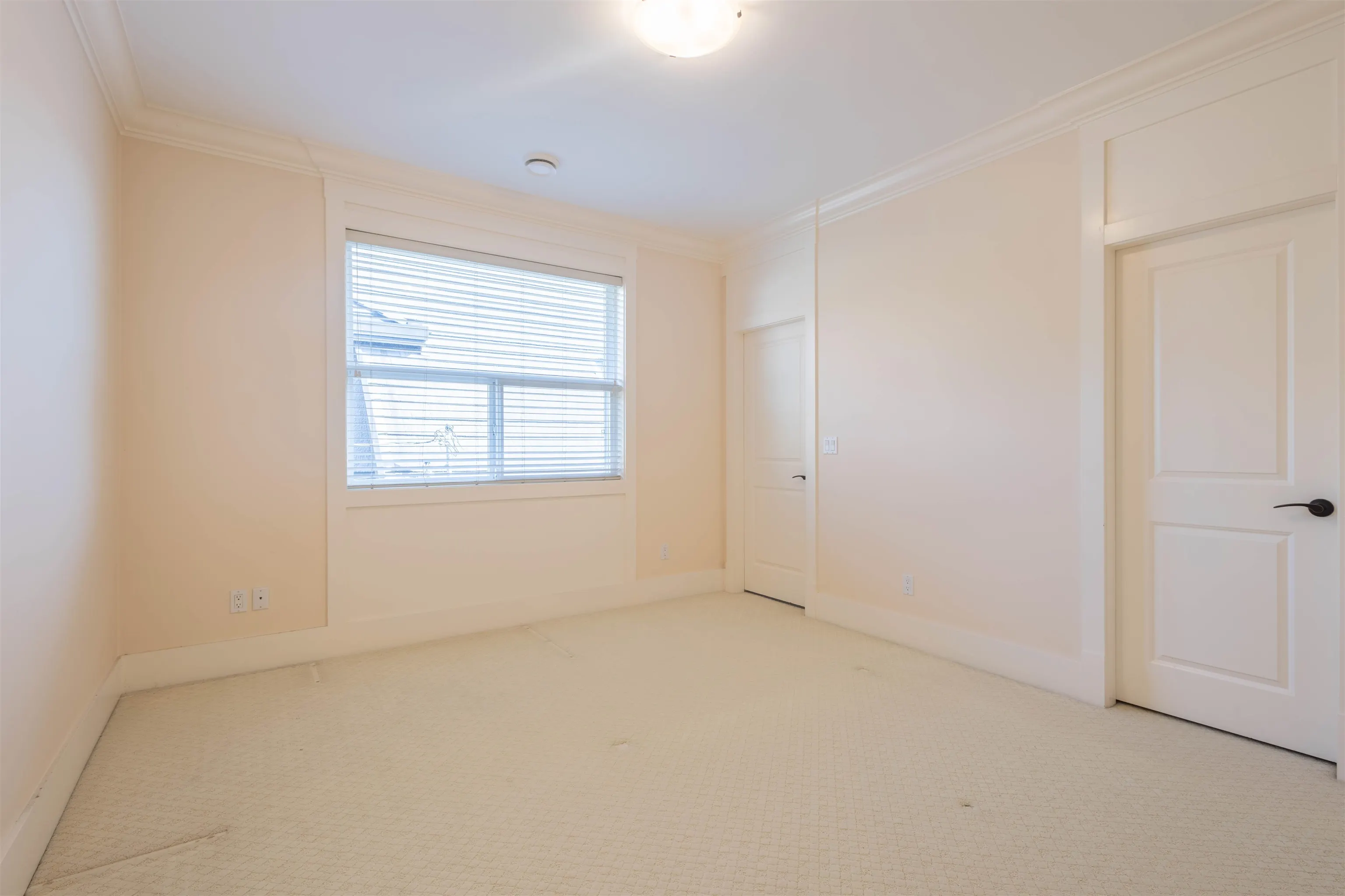 7791 Sunnymede Crescent