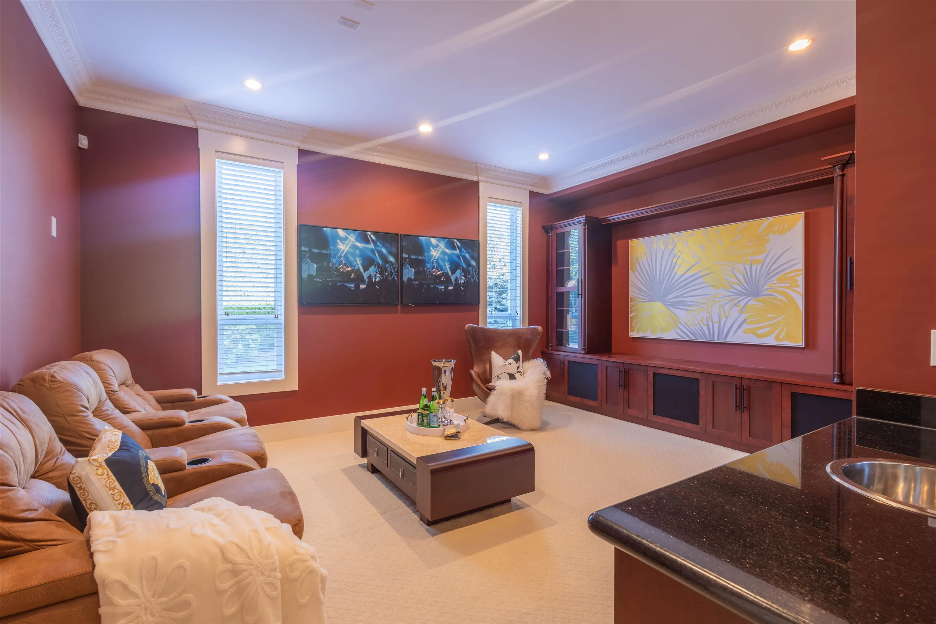 7791 Sunnymede Crescent