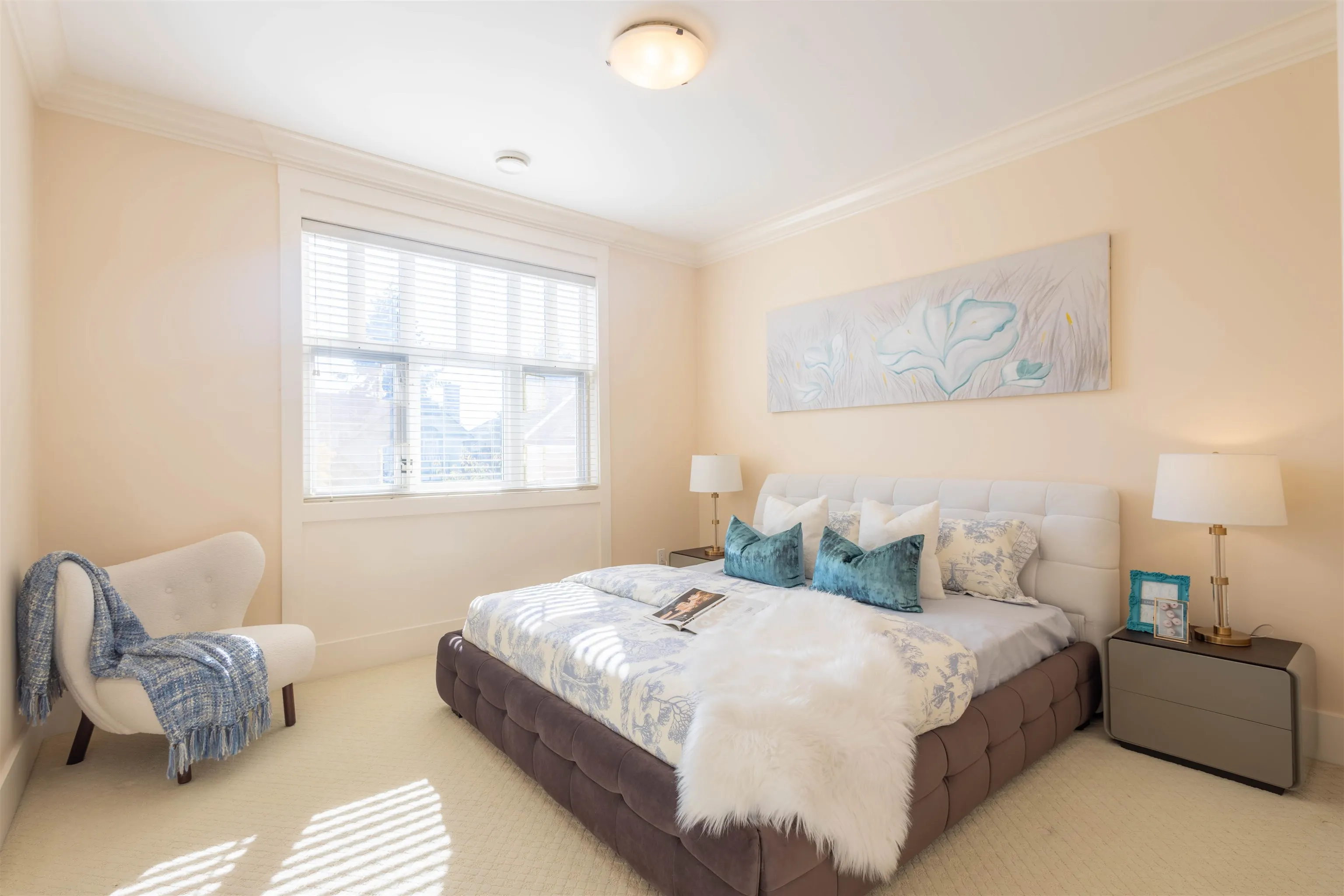 7791 Sunnymede Crescent