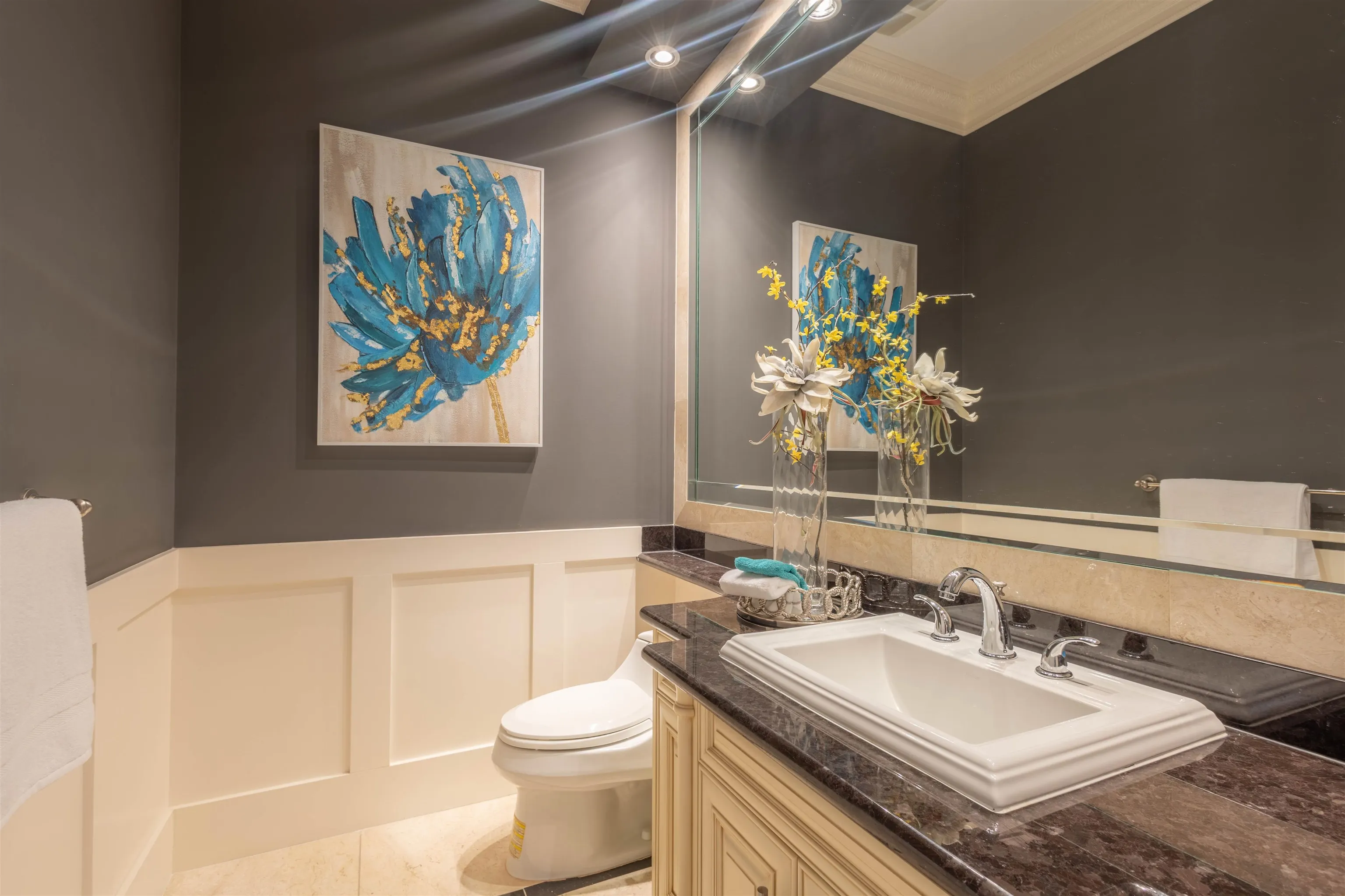 7791 Sunnymede Crescent