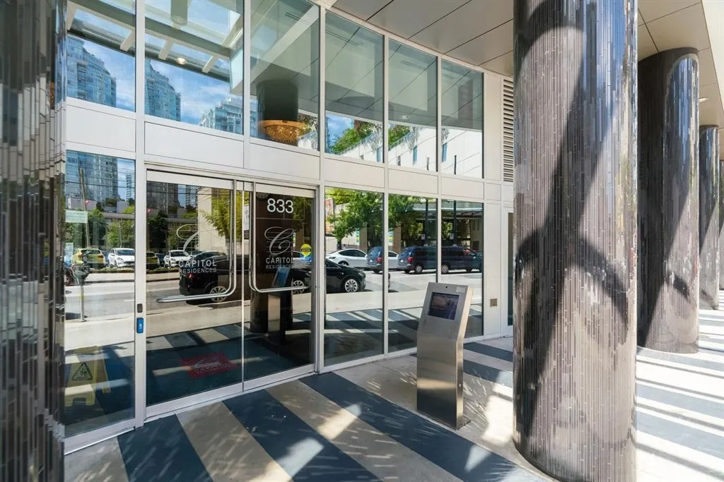 833 Seymour Street #706