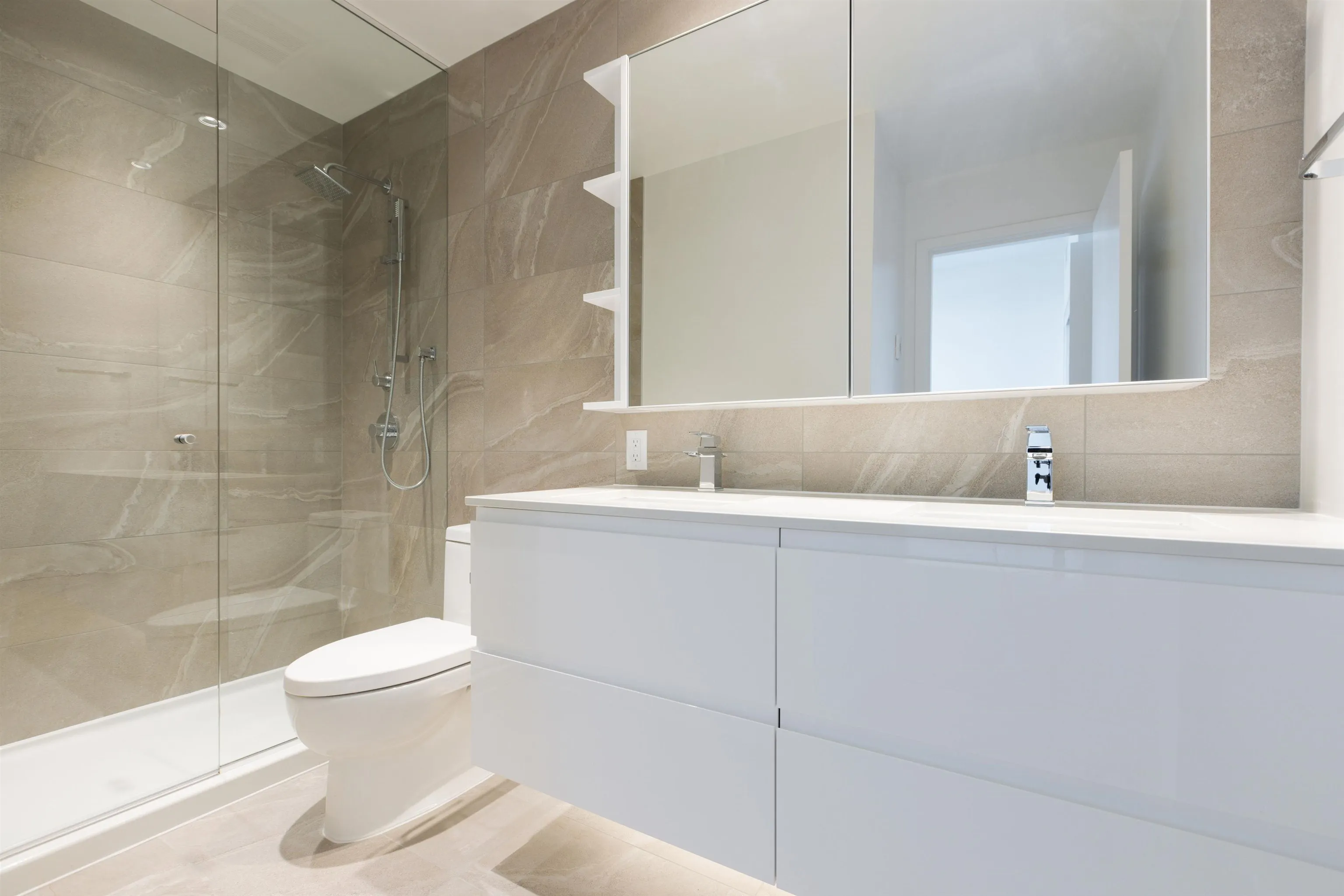 6300 Minoru Boulevard #207