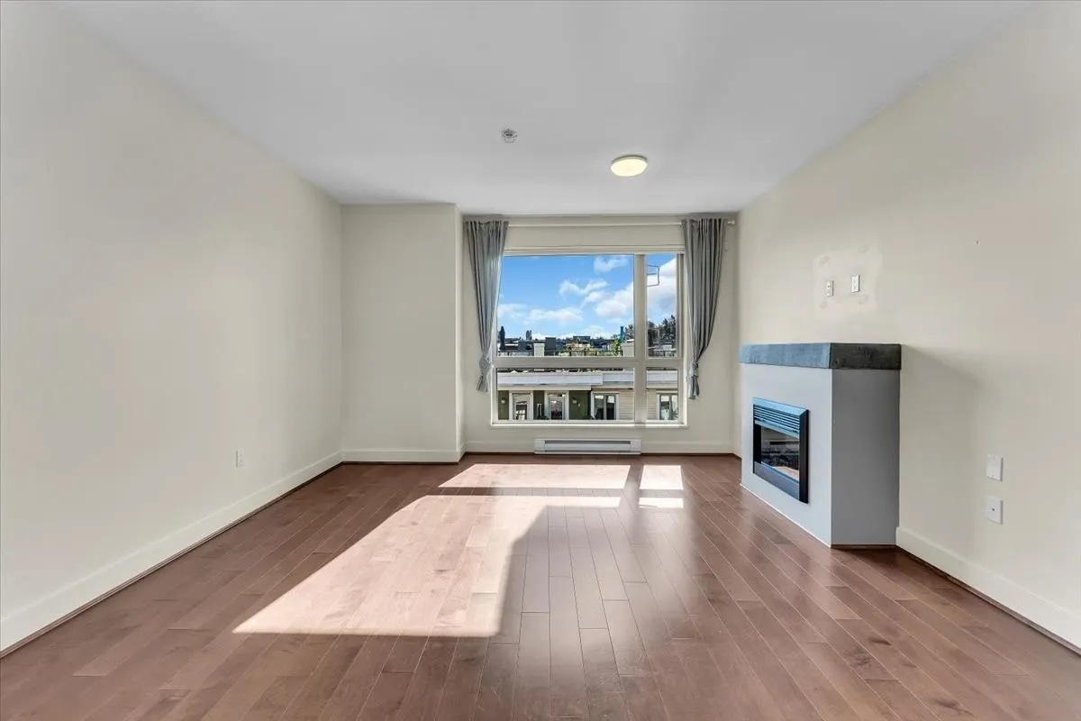 728 W 14th Street #64