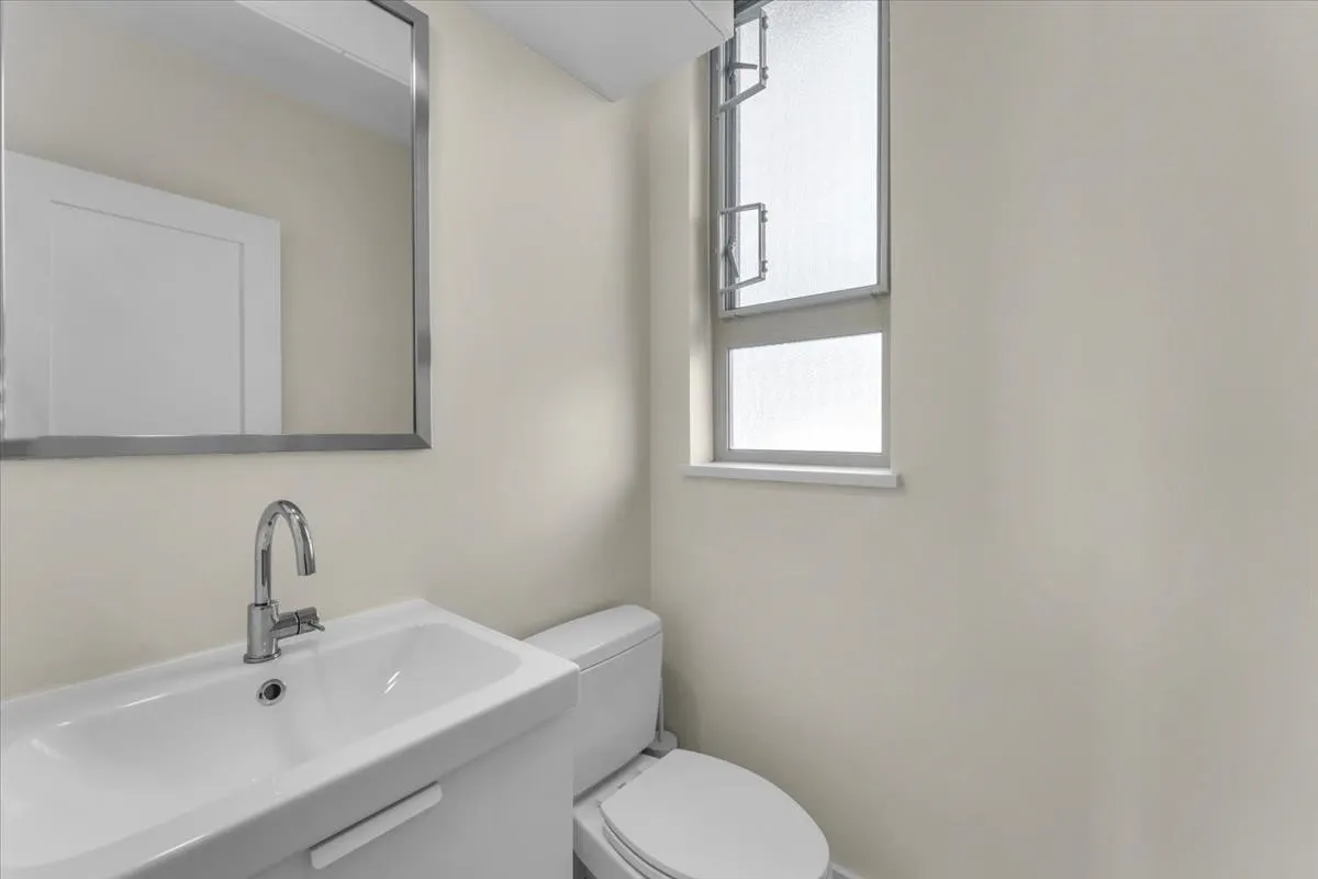 728 W 14th Street #64