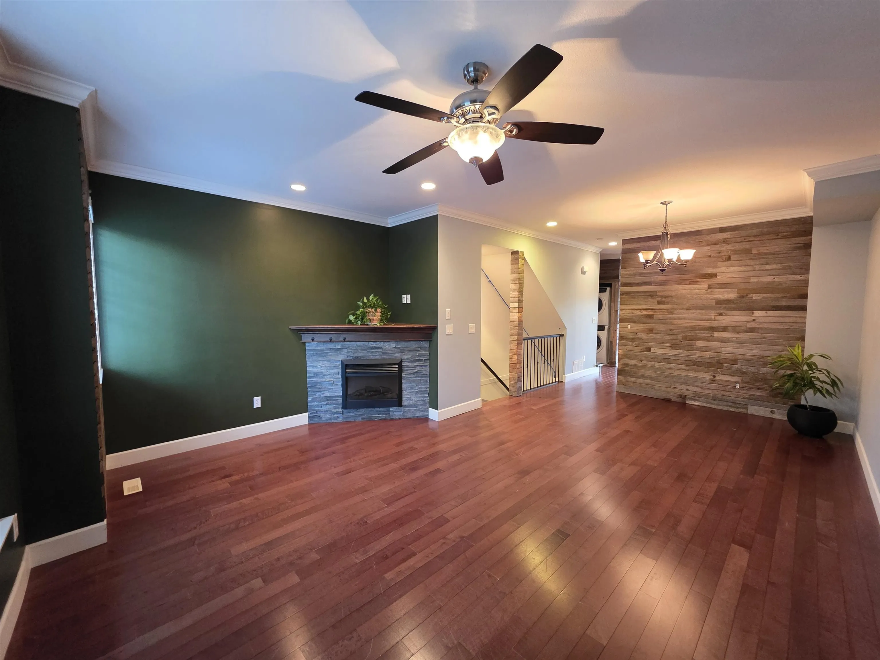 32792 Lightbody Court #3