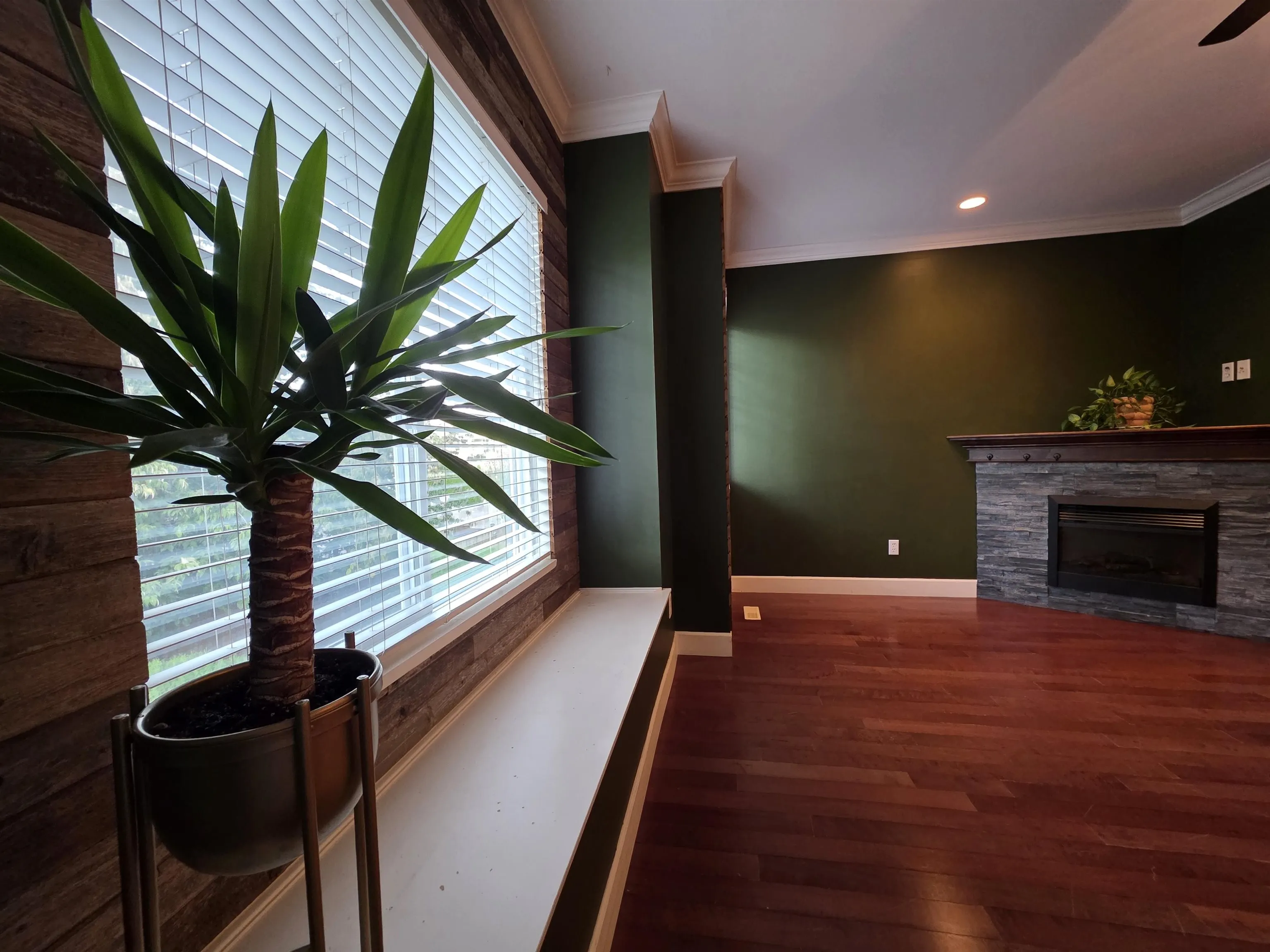 32792 Lightbody Court #3