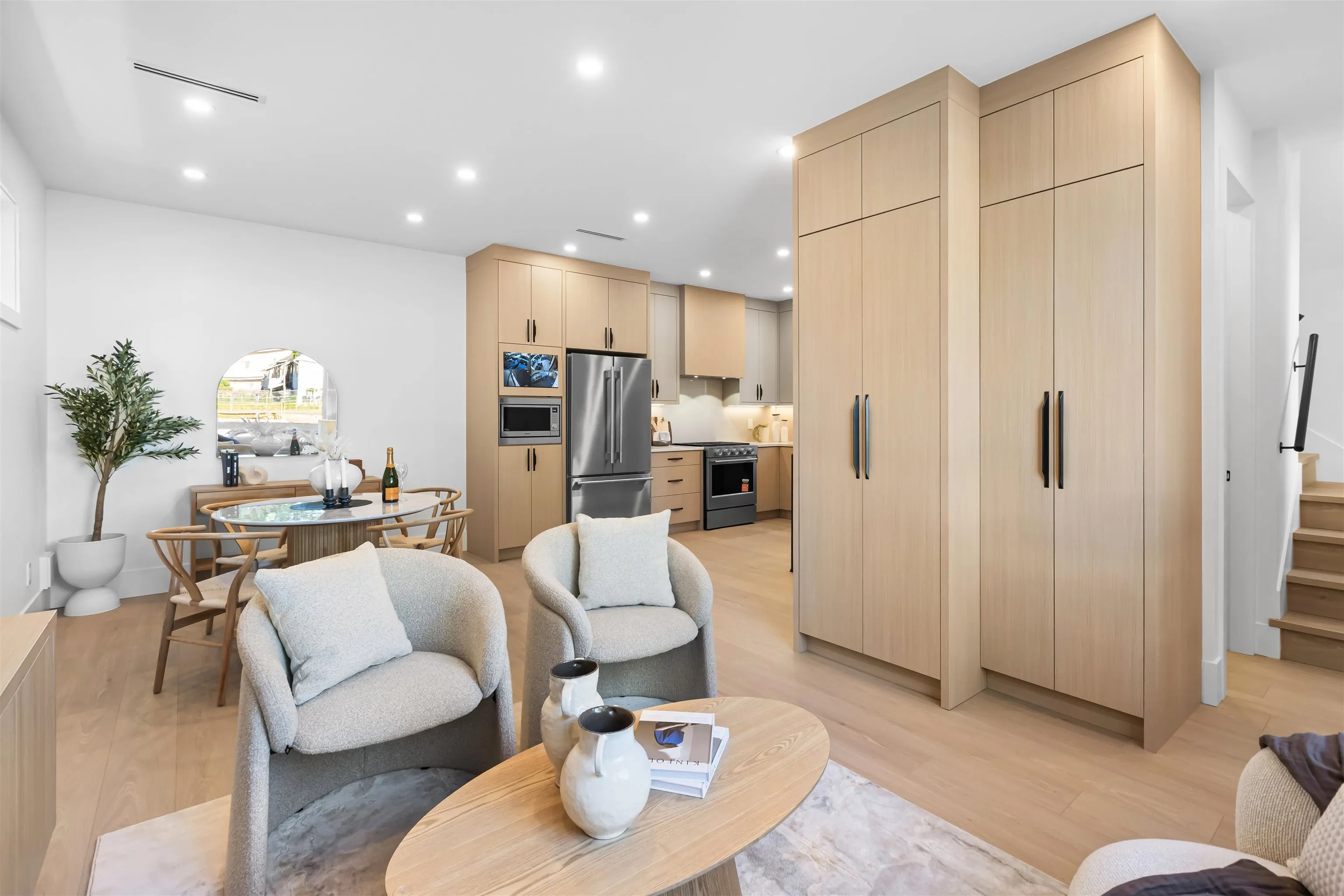 6831 Salisbury Avenue #2