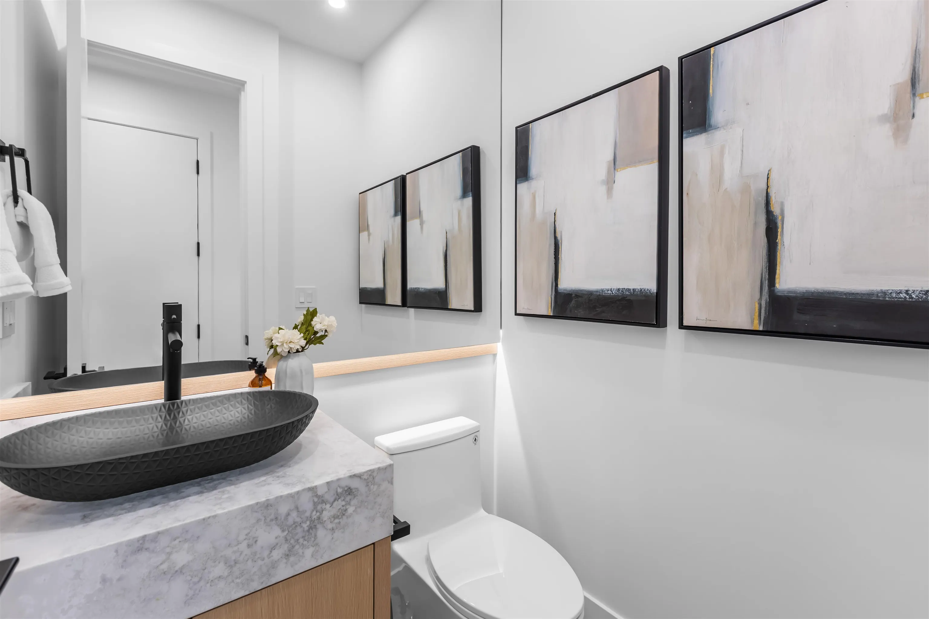 6831 Salisbury Avenue #2